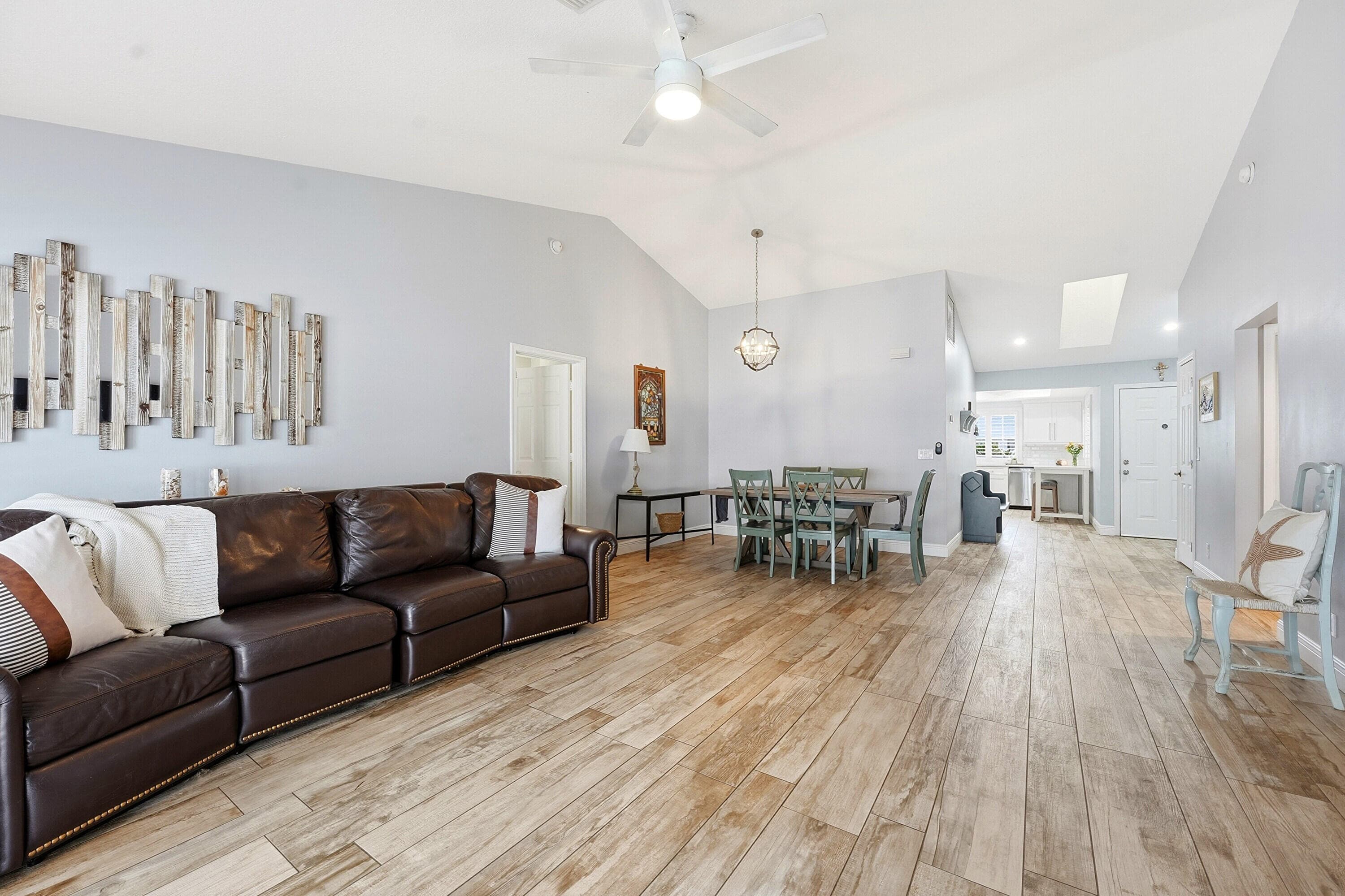 6273 Barbara Street, Jupiter, FL 33458 — photo 9 of 45