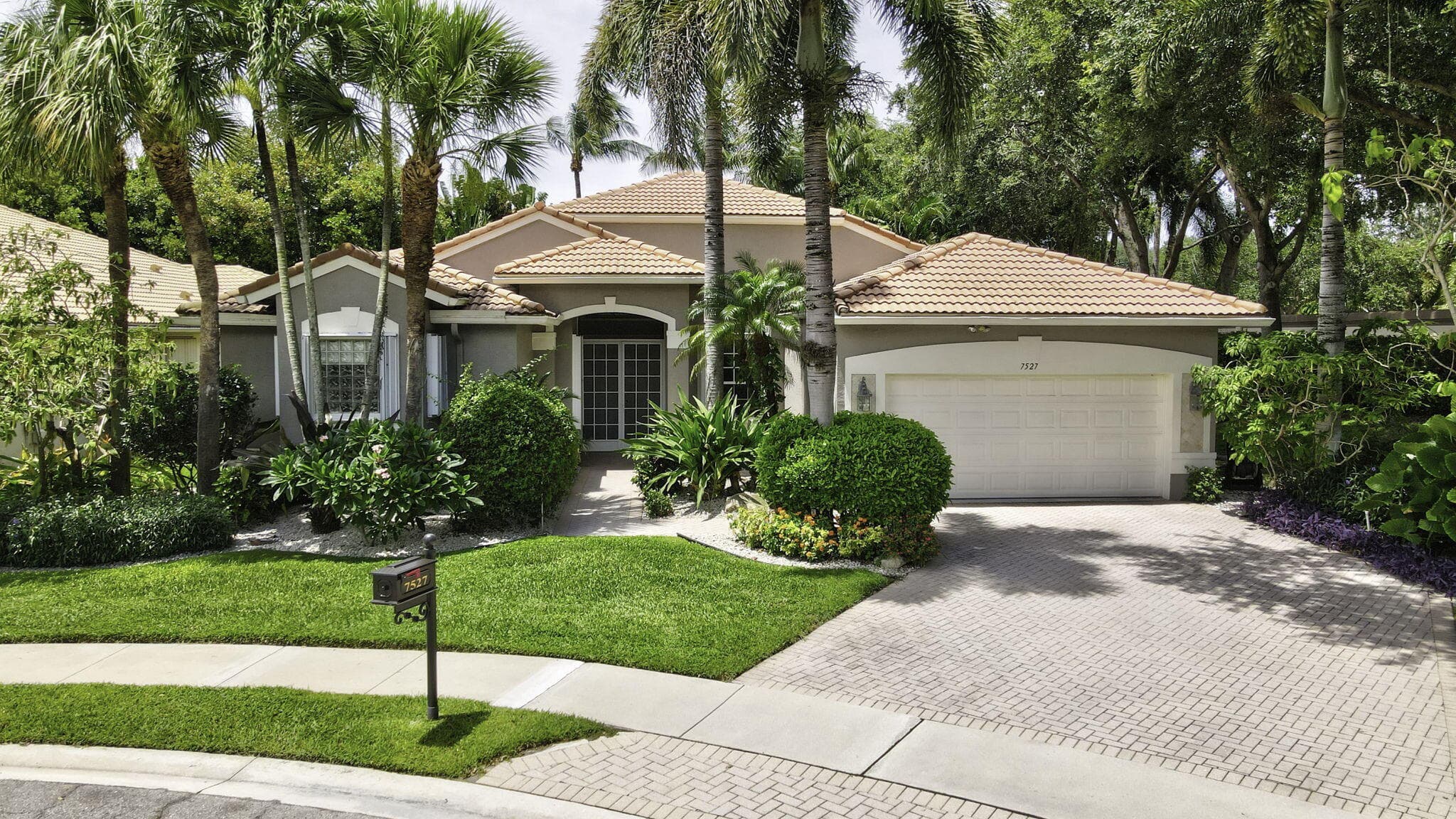 7527 Monticello Way, Boynton Beach, FL 33437 — photo 1 of 74