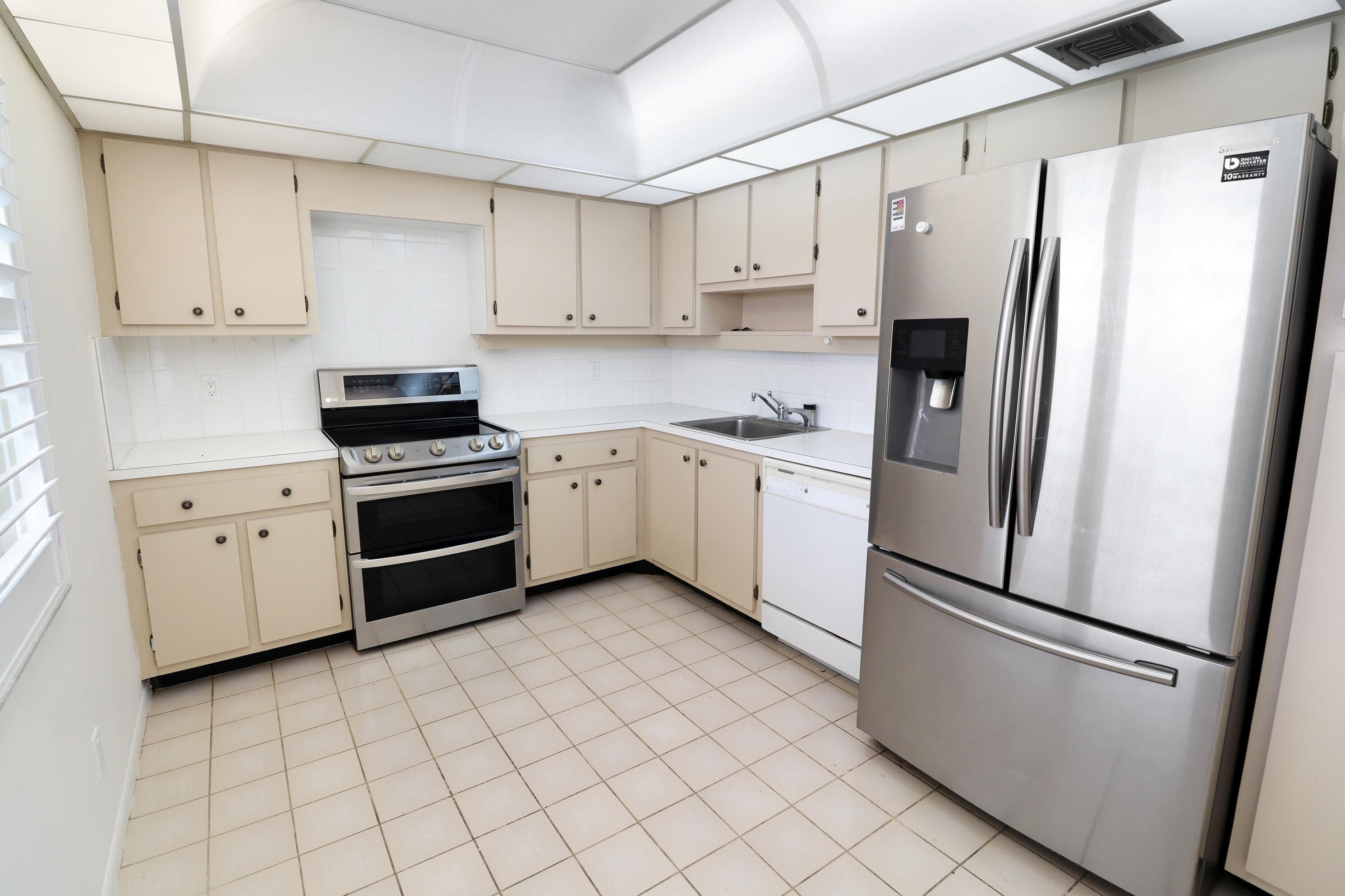 3095 N Course Drive 409, Pompano Beach, FL 33069 — photo 12 of 47