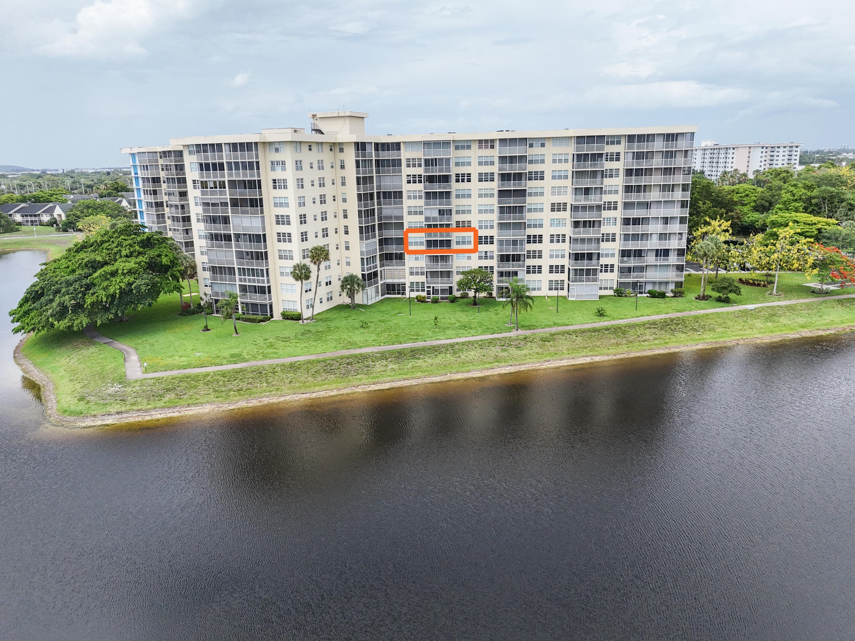 3095 N Course Drive 409, Pompano Beach, FL 33069 — photo 36 of 47