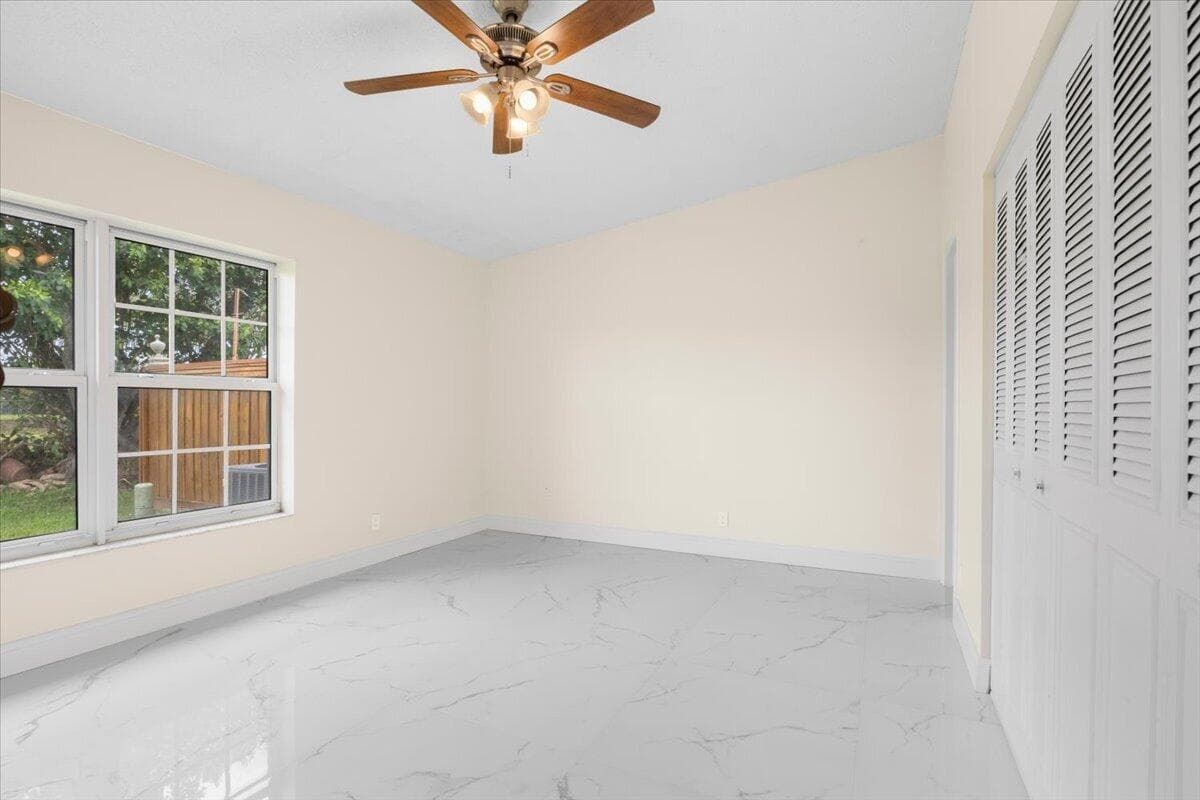 5540 S Lakewood Cir Circle S F, Margate, FL 33063 — photo 22 of 50