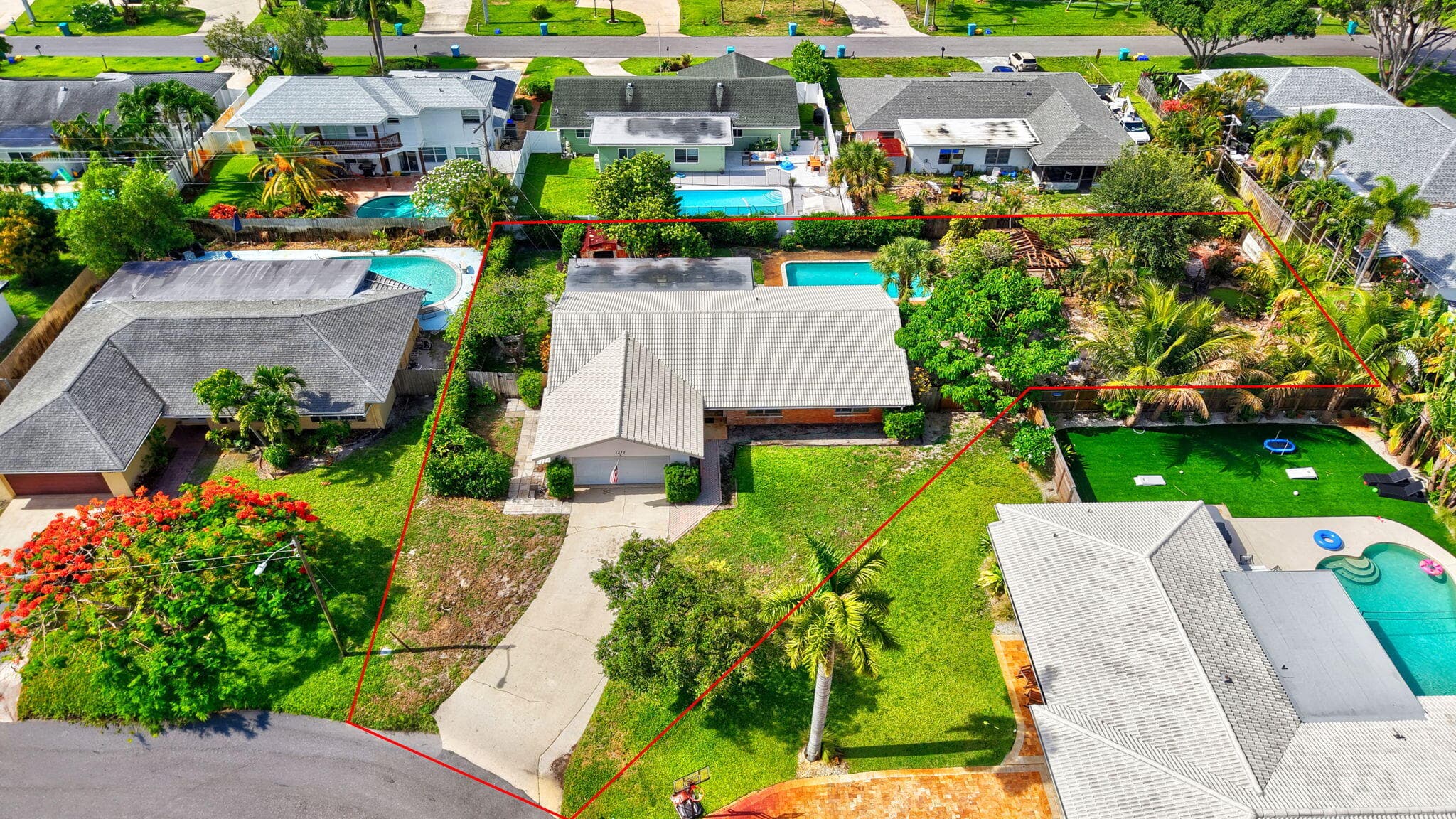1370 SW 27th Place, Boynton Beach, FL 33426 — photo 3 of 69