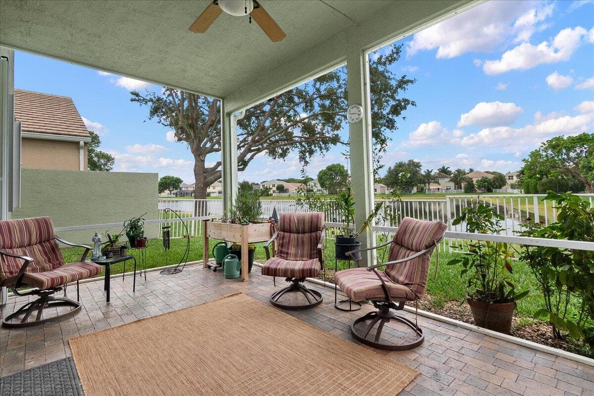 135 Hamilton Terrace, West Palm Beach, FL 33414 — photo 27 of 43
