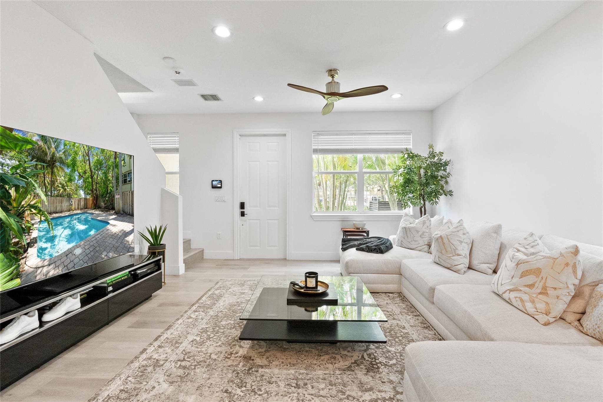 417 SW 8th Street, Fort Lauderdale, FL 33315 — photo 5 of 30