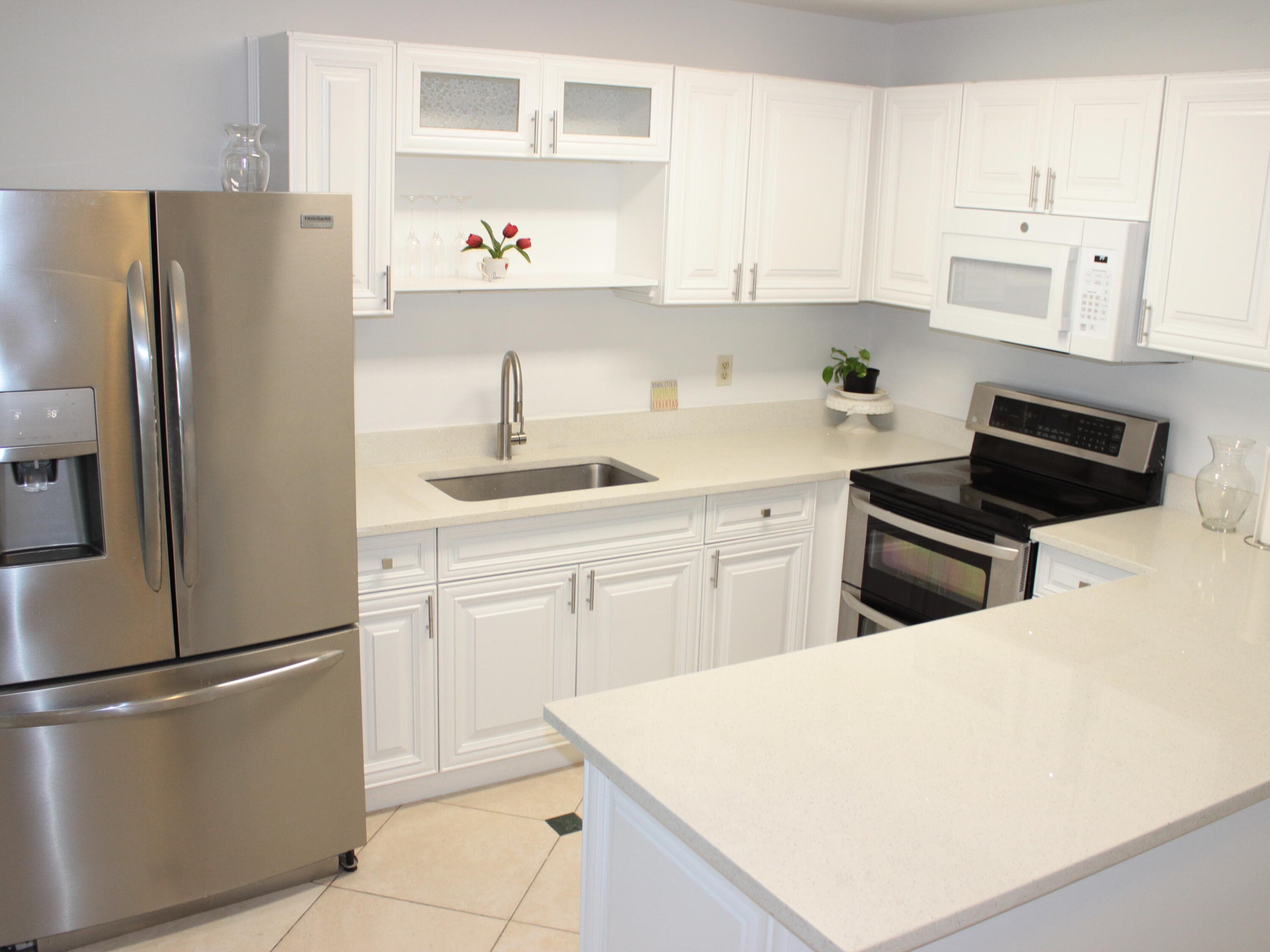 8573 Boca Drive 3, Boca Raton, FL 33433 — photo 7 of 32