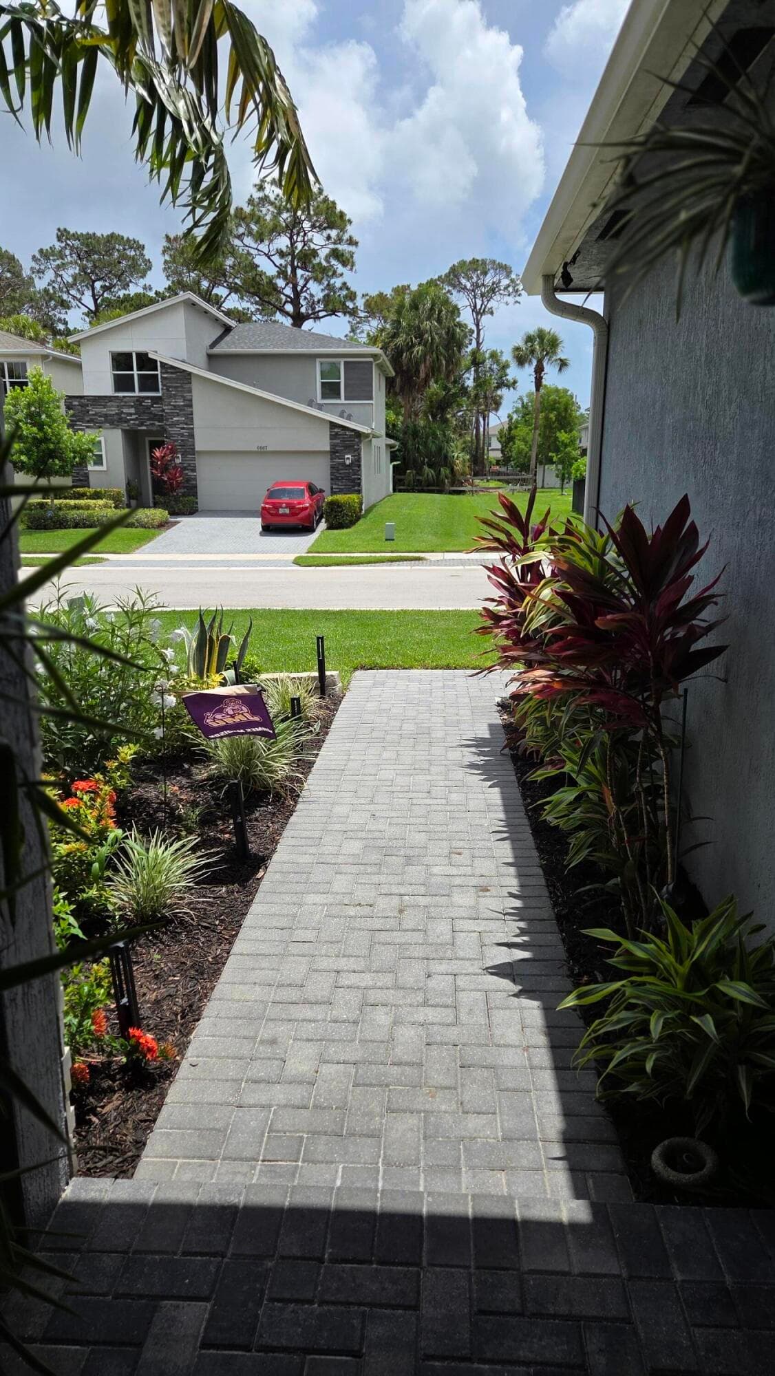 6668 Pointe Of Woods Drive, West Palm Beach, FL 33413 — photo 10 of 50