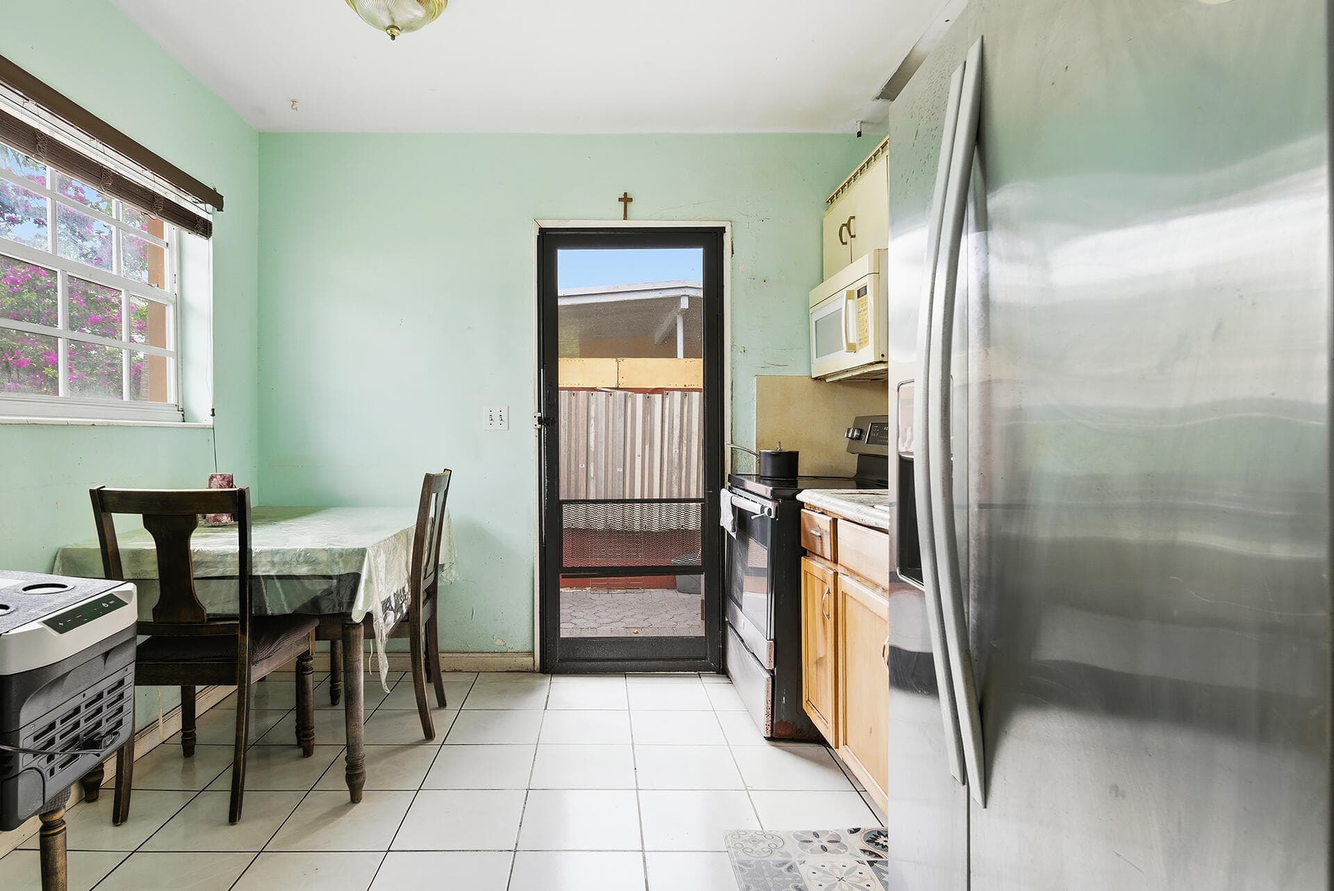 550 NE 37th Street 1-2, Pompano Beach, FL 33064 — photo 12 of 15