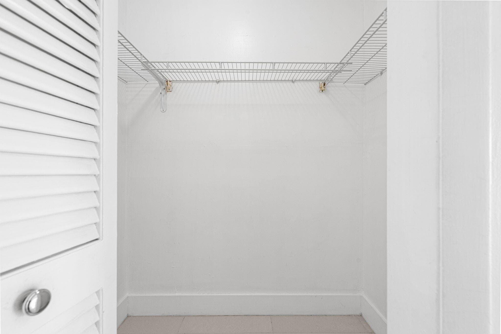 9170 Fontainebleau Boulevard 301, Miami, FL 33172 — photo 24 of 35