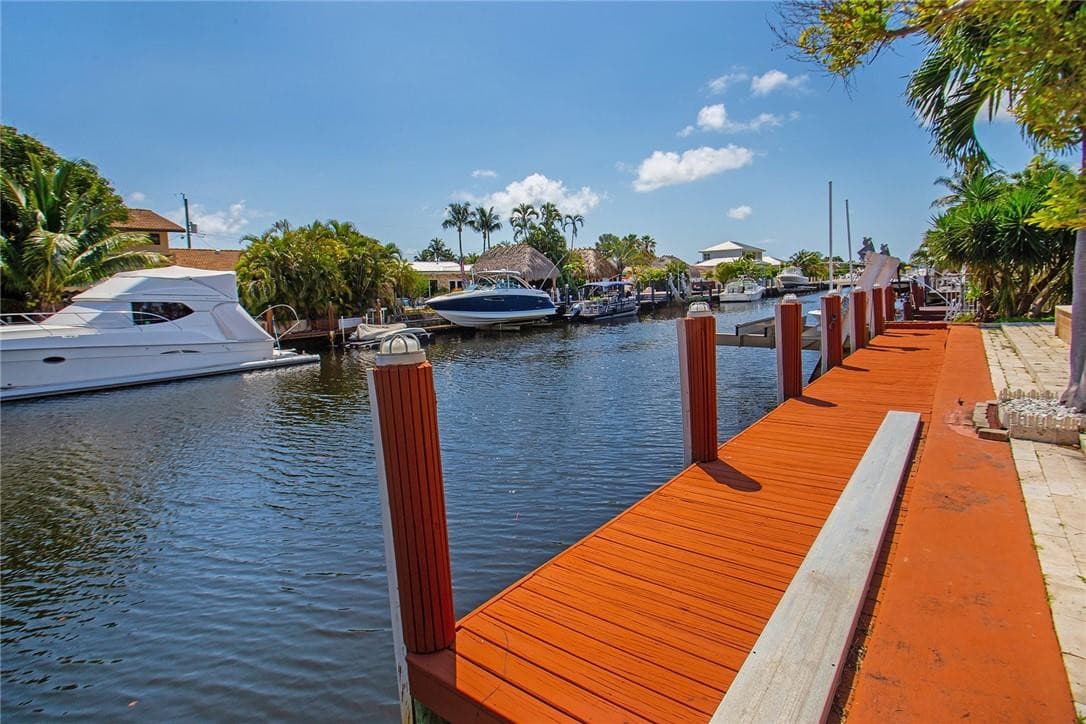 360 SE 12th Avenue, Pompano Beach, FL 33060 — photo 4 of 51