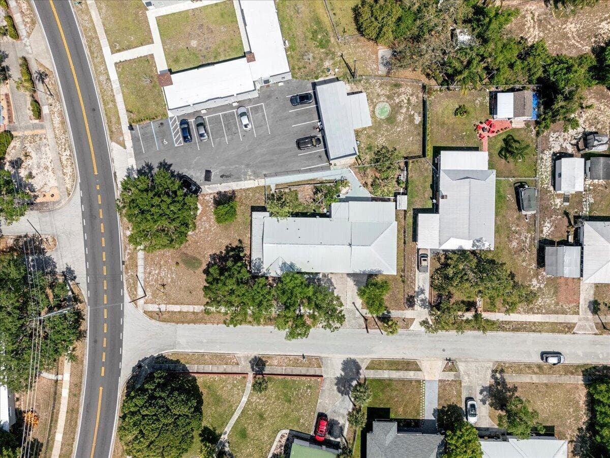 216 Micco Avenue, Sebring, FL 33870 — photo 37 of 41