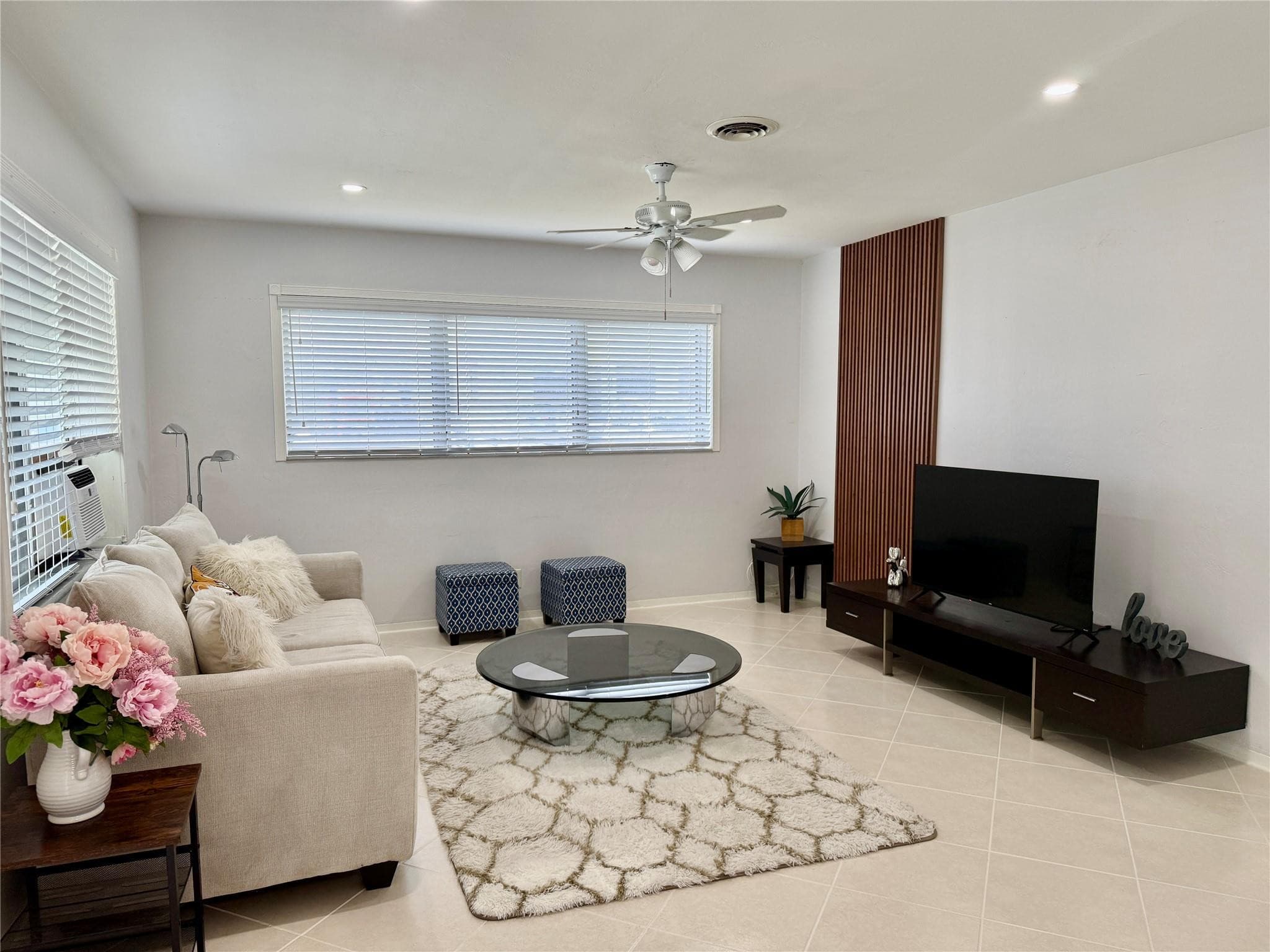 23 NE 19th Avenue, Pompano Beach, FL 33060 — photo