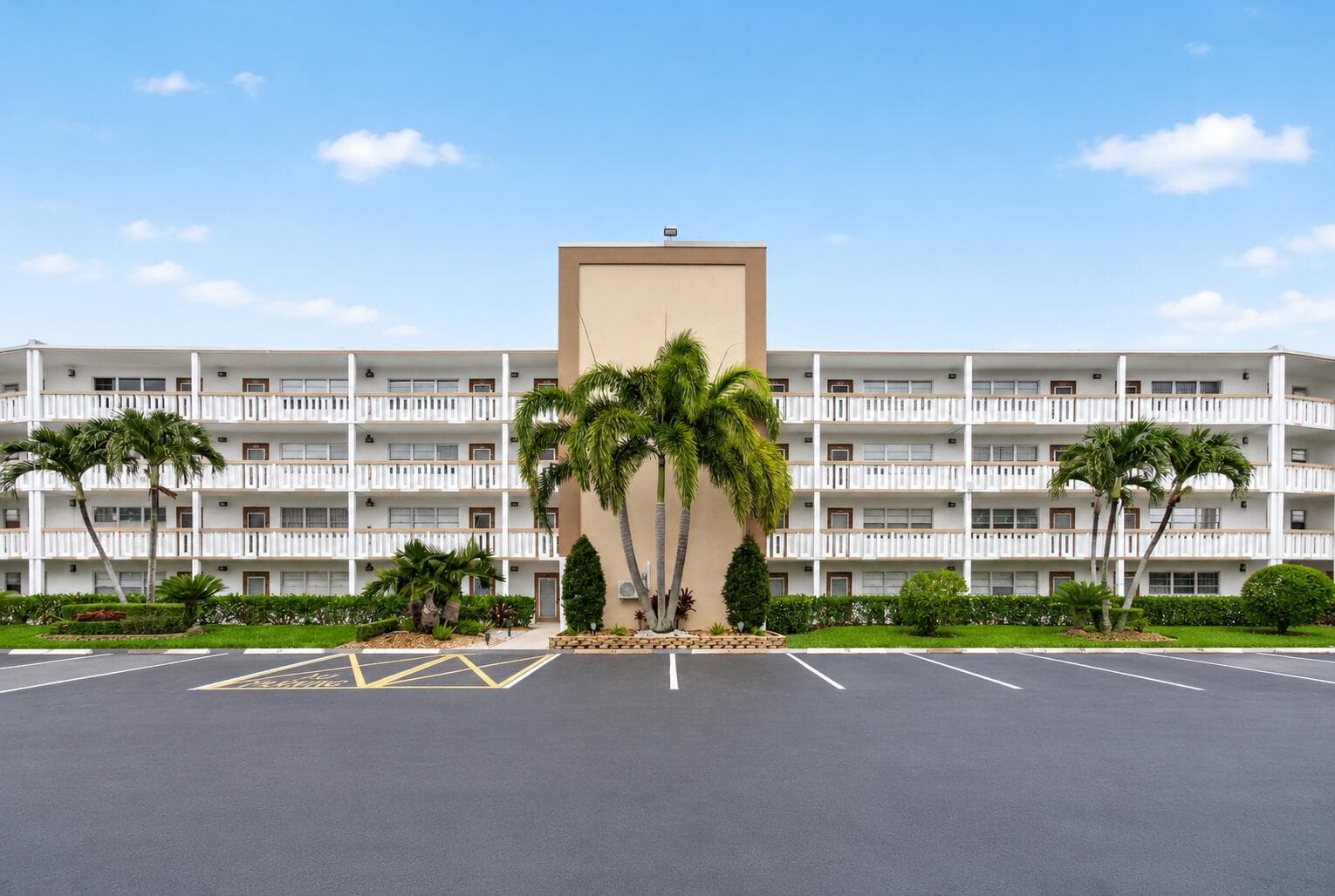 3008 Cornwall A, Boca Raton, FL 33434 — photo 1 of 44