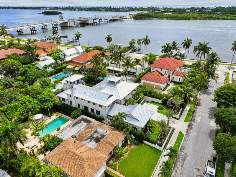 125 Worth Court N, West Palm Beach, FL 33405 — photo 37 of 41