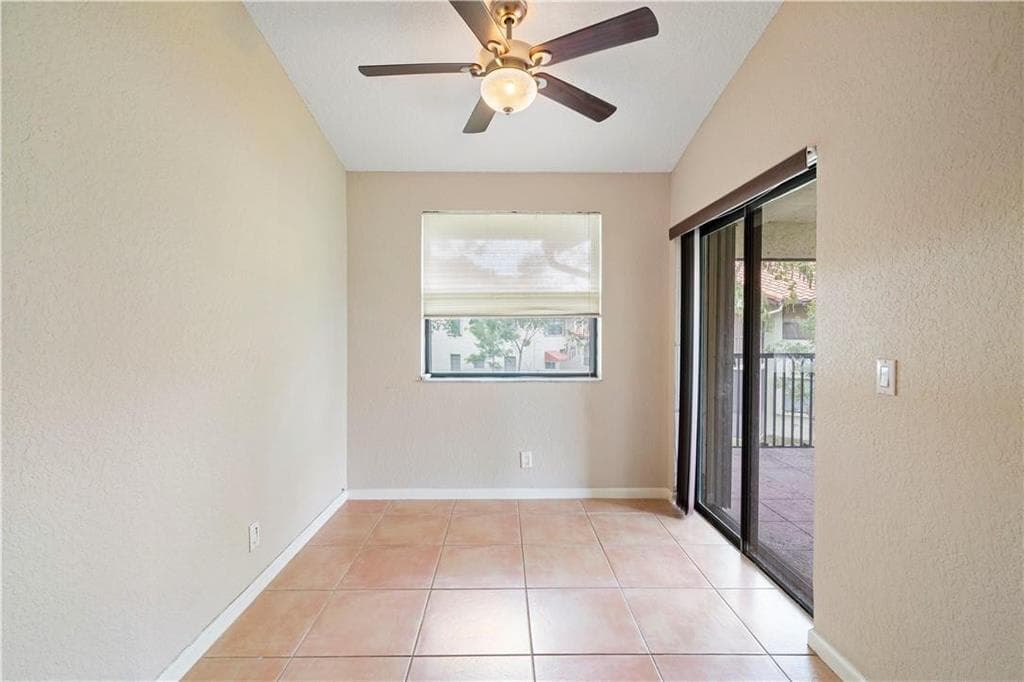 912 Congressional Way, Deerfield Beach, FL 33442 — photo 13 of 26
