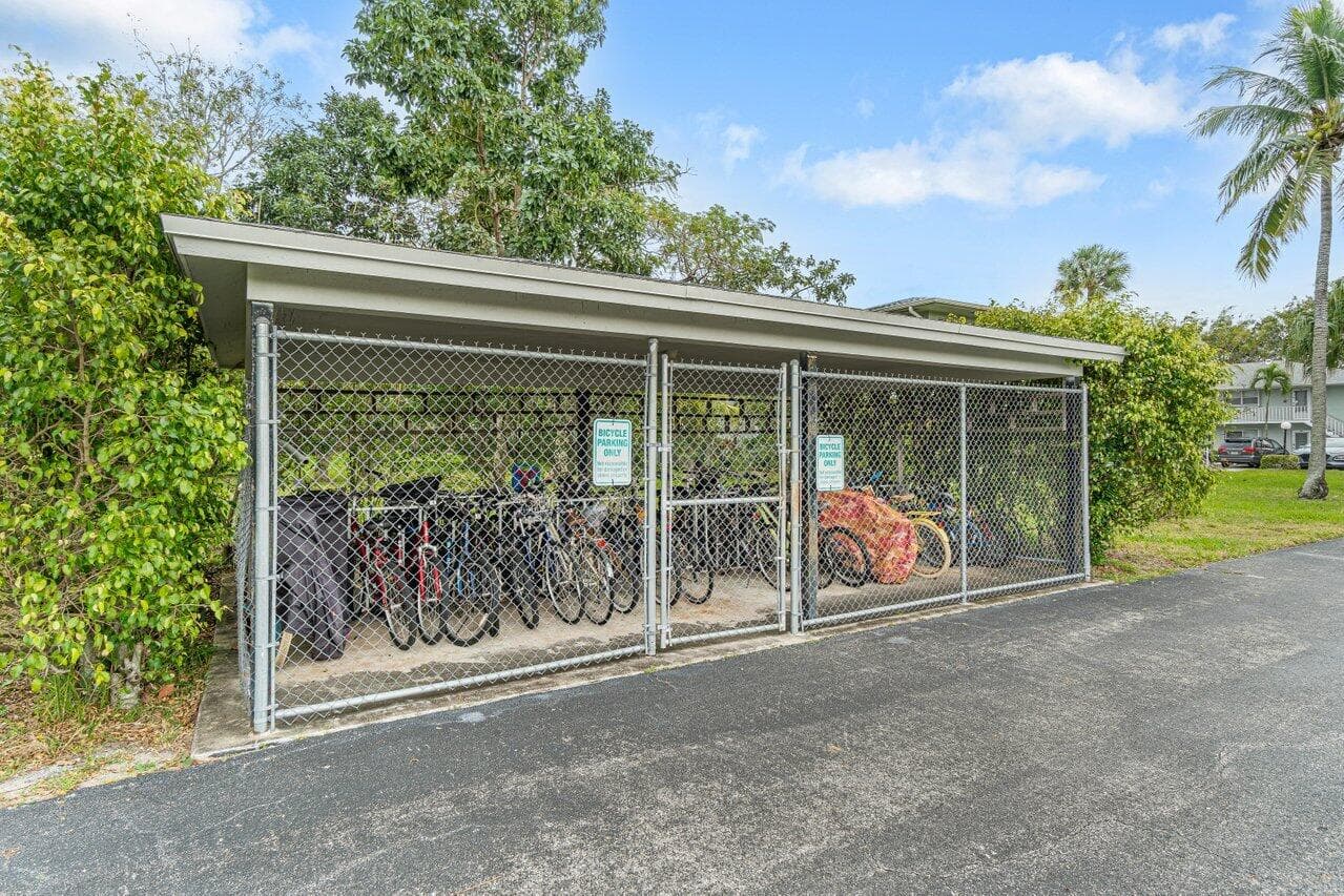 2640 SW 22nd Avenue 1103, Delray Beach, FL 33445 — photo 34 of 39