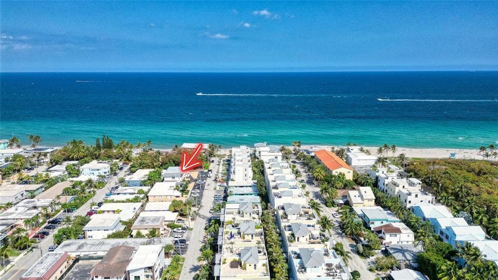323 Elm Street 7, Hollywood, FL 33019 — photo 23 of 30