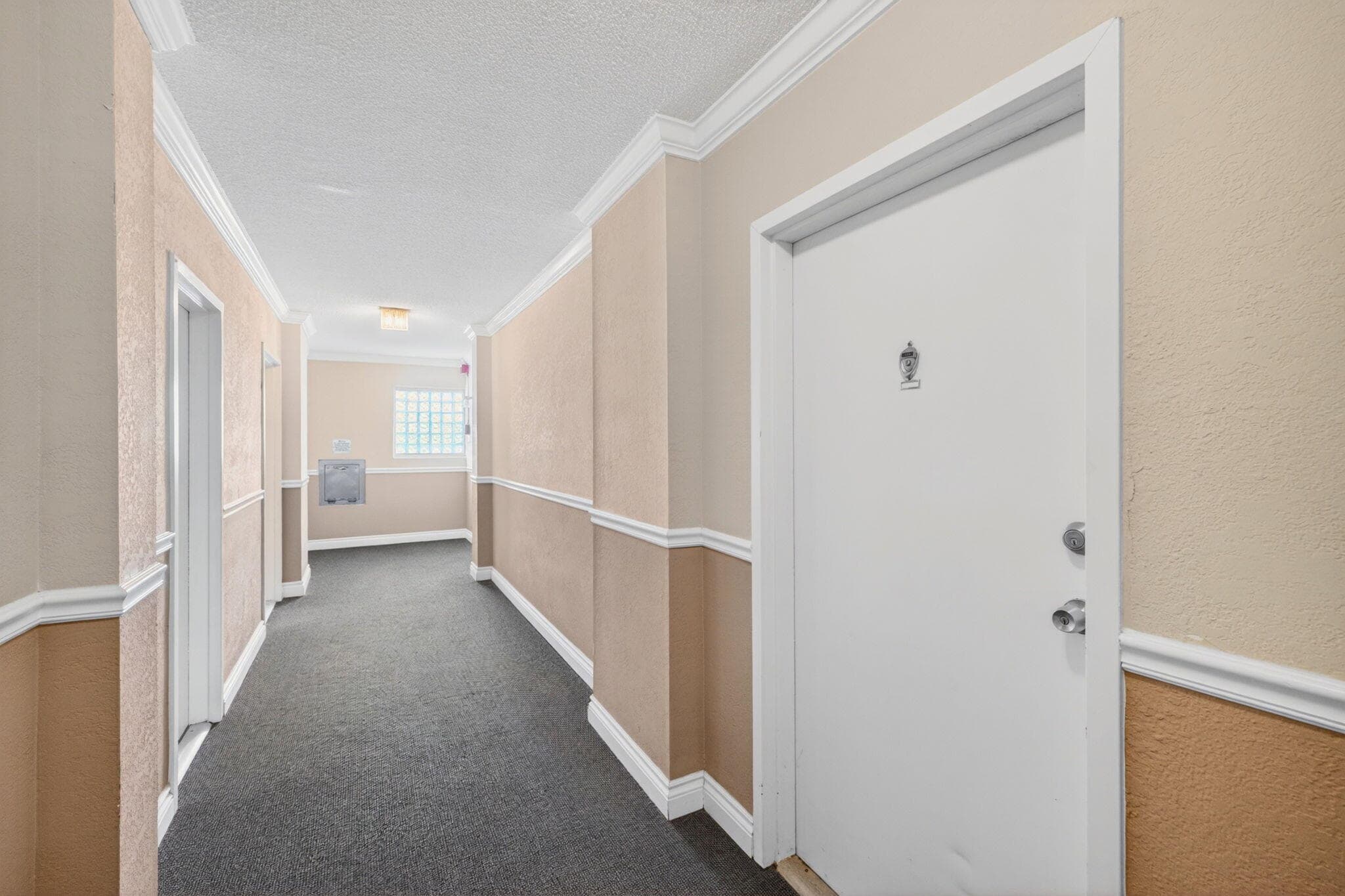 720 Orton Avenue 704, Fort Lauderdale, FL 33304 — photo 6 of 53