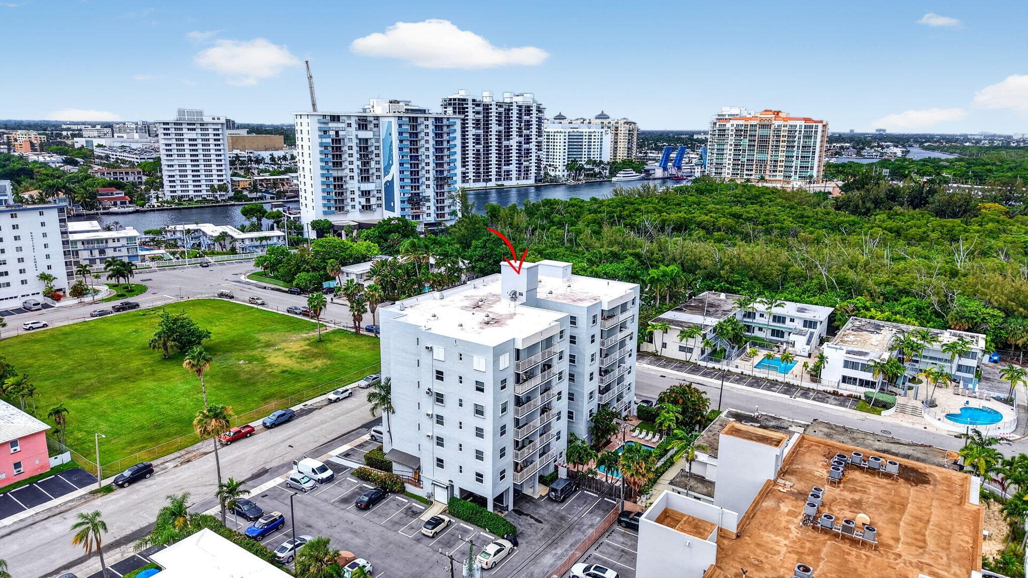 720 Orton Avenue 704, Fort Lauderdale, FL 33304 — photo 39 of 53