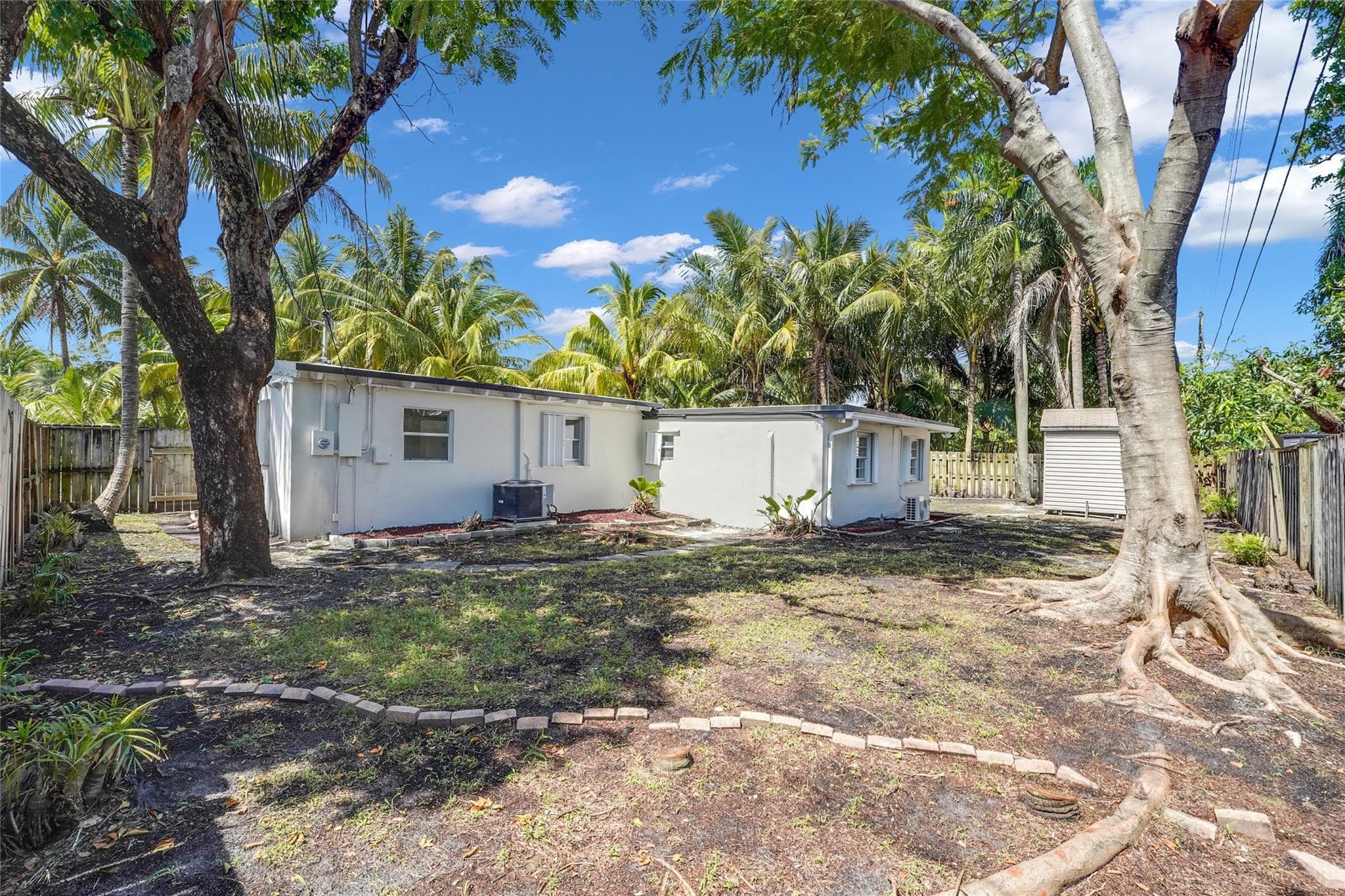 812 NE 4th Avenue, Pompano Beach, FL 33060 — photo 32 of 45