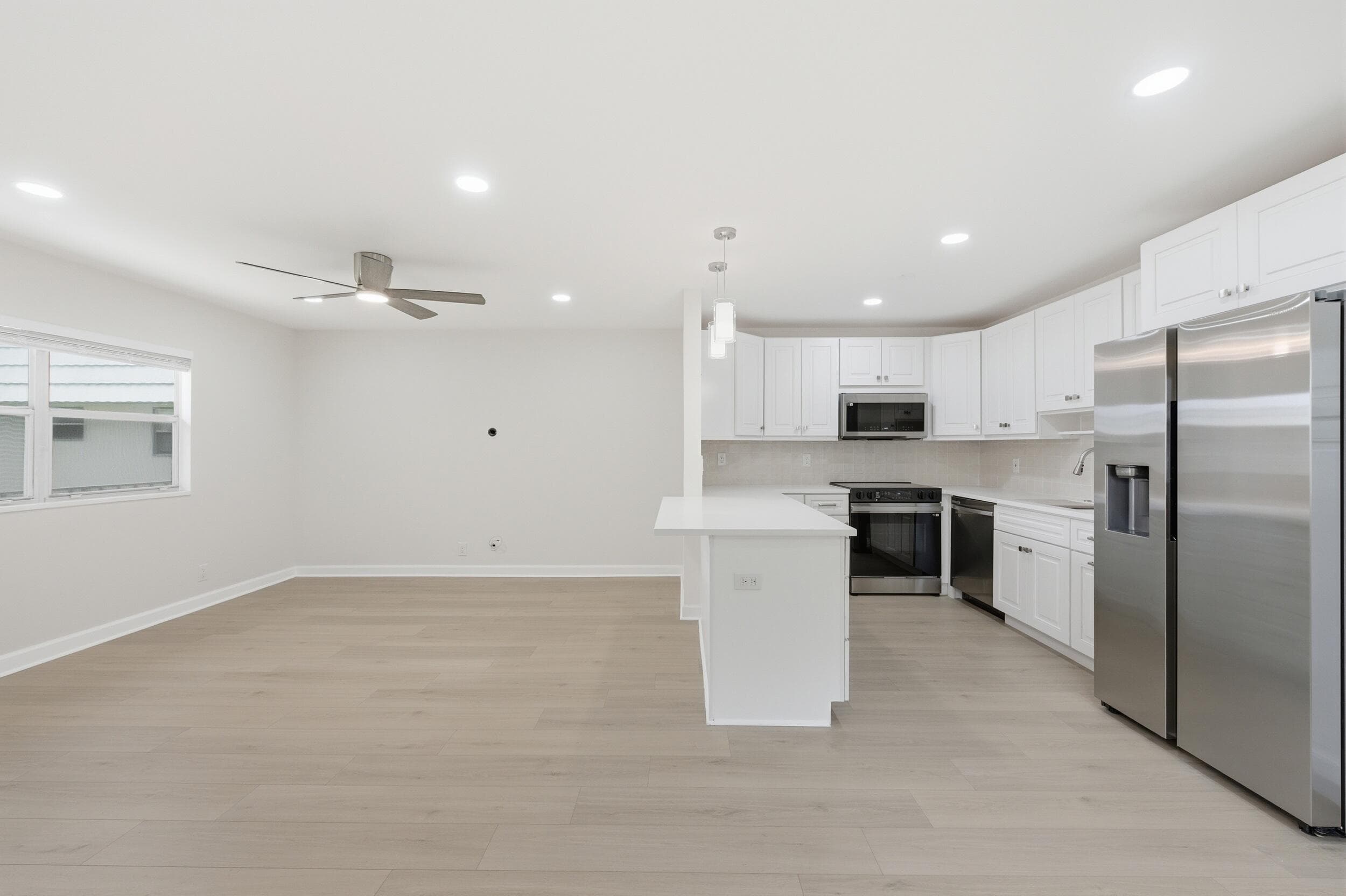 670 Monaco N, Delray Beach, FL 33446 — photo 32 of 36