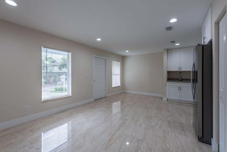 5171 Clouse Road, West Palm Beach, FL 33417 — photo 8 of 25