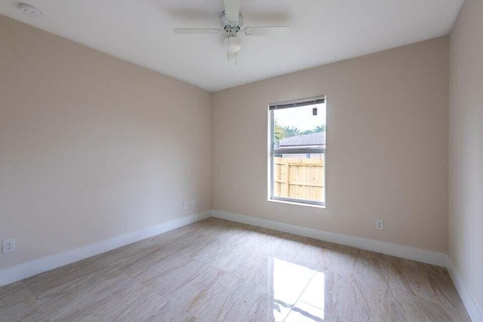 5171 Clouse Road, West Palm Beach, FL 33417 — photo 12 of 25