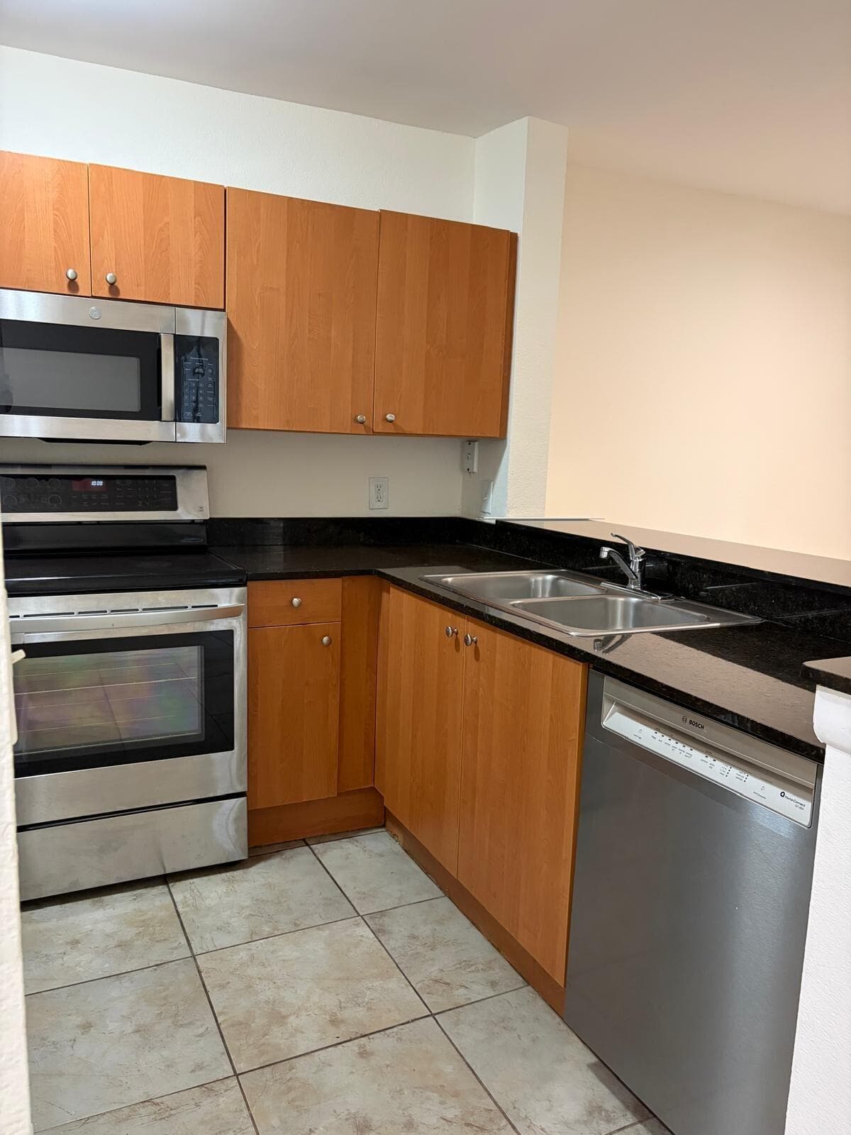 1825 Palm Cove Boulevard 7-105, Delray Beach, FL 33445 — photo 2 of 22
