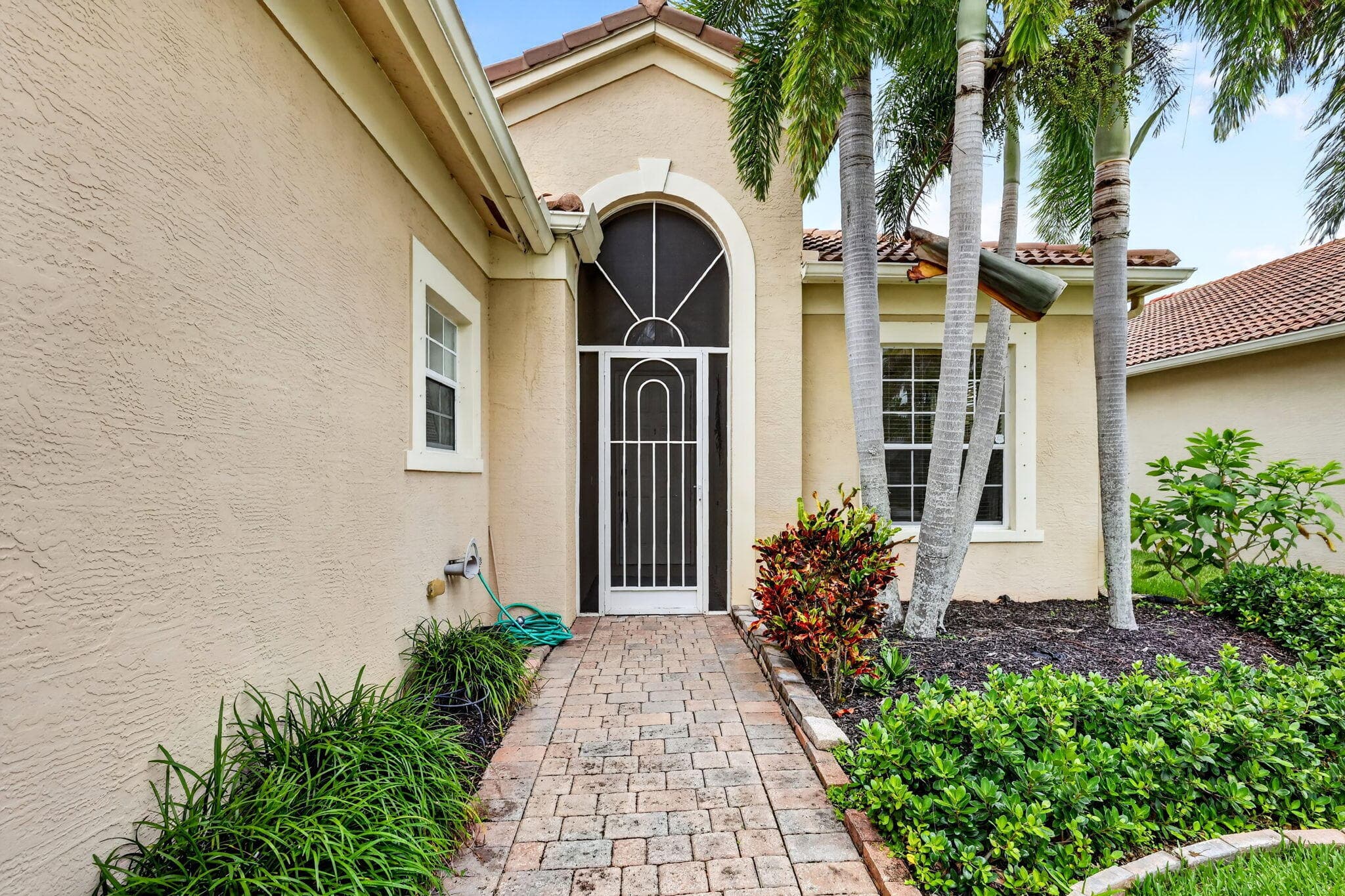 6532 SE Broadmoor Lane, Stuart, FL 34997 — photo 5 of 60
