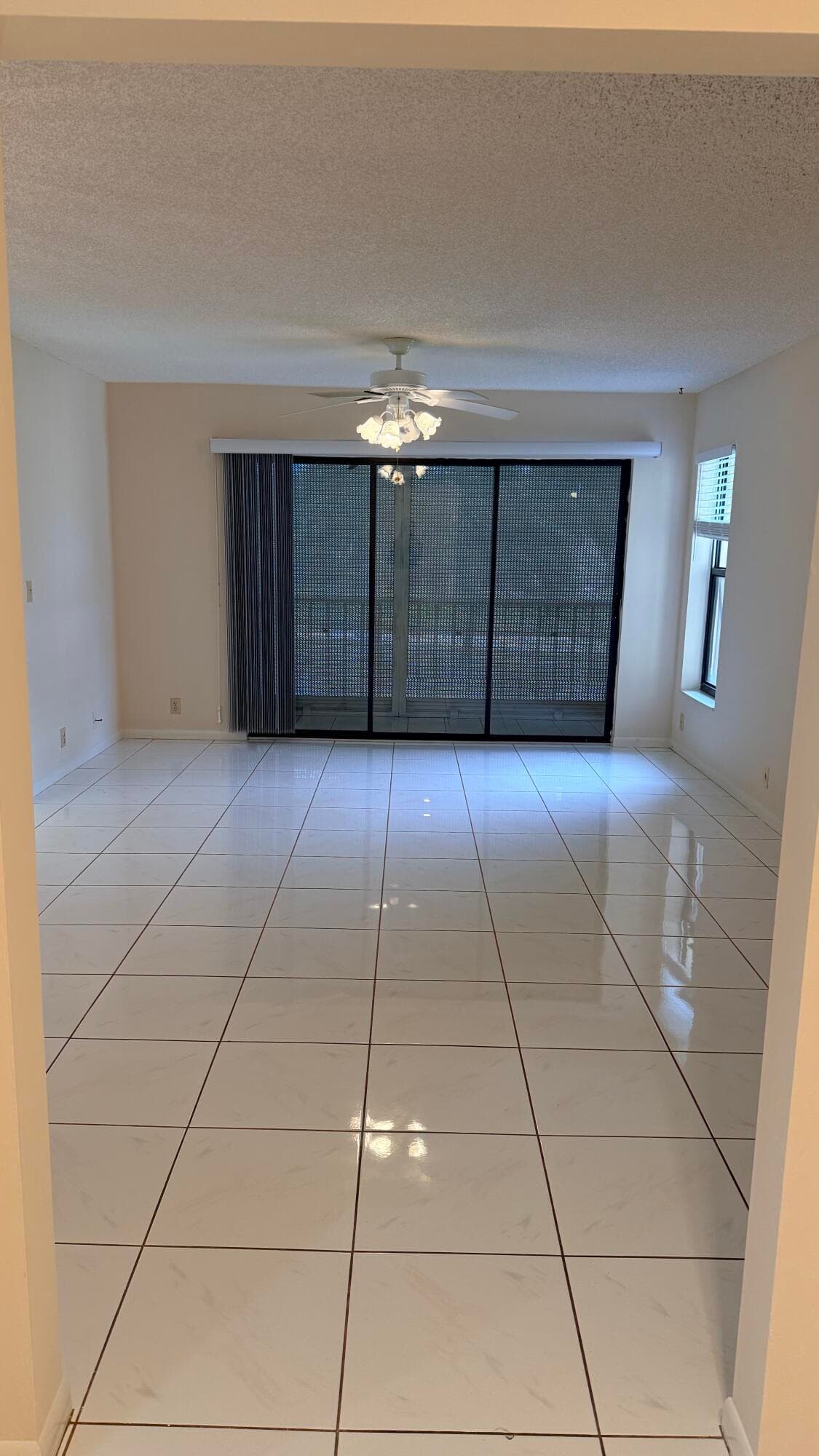813 Sky Pine Way F2, Greenacres, FL 33415 — photo 2 of 10