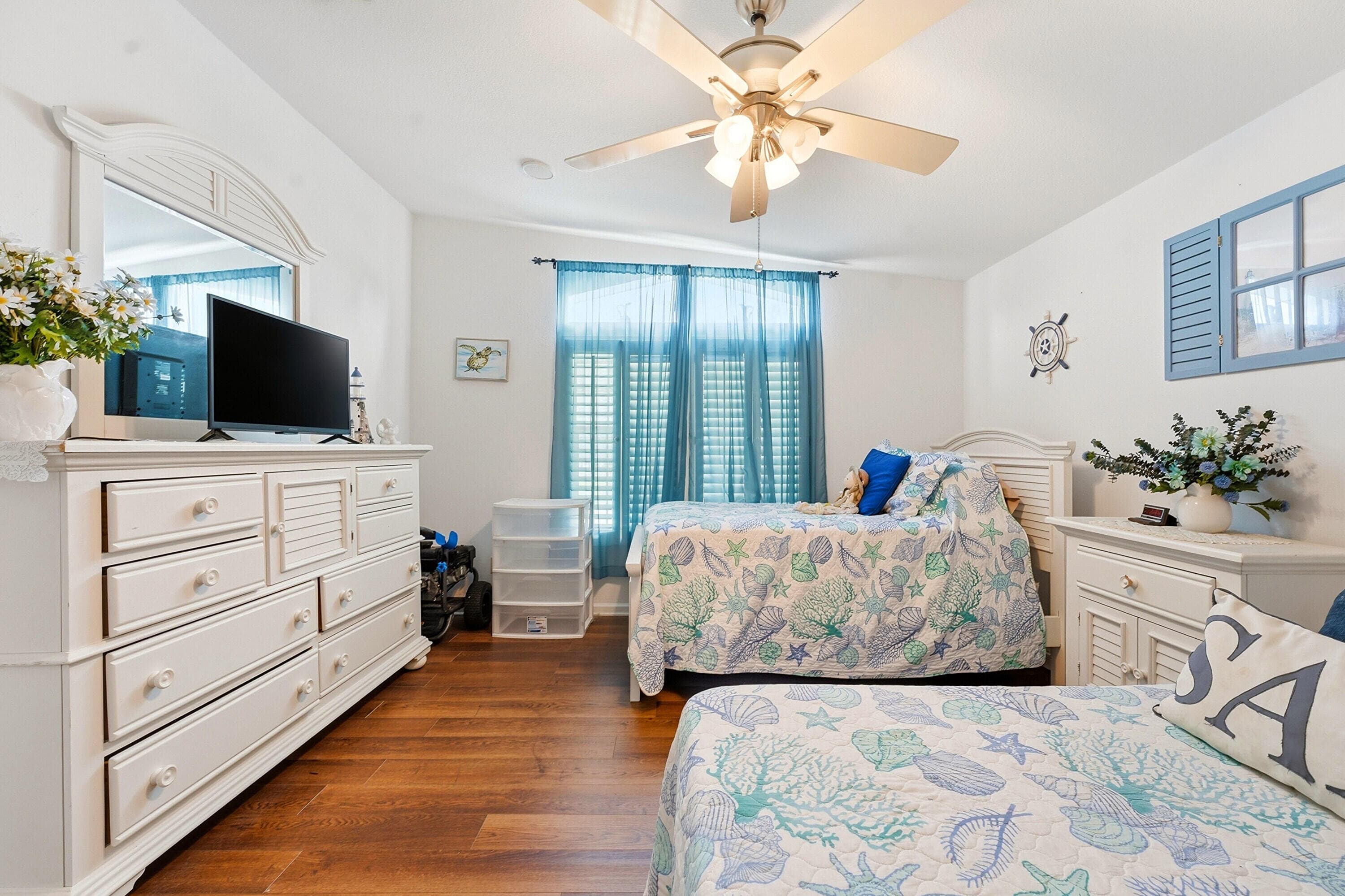 8355 SE Wren Avenue, Hobe Sound, FL 33455 — photo 20 of 39