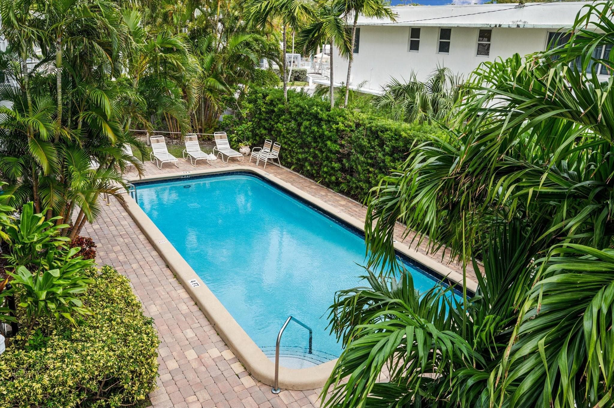 720 Orton Avenue 206, Fort Lauderdale, FL 33304 — photo 11 of 13