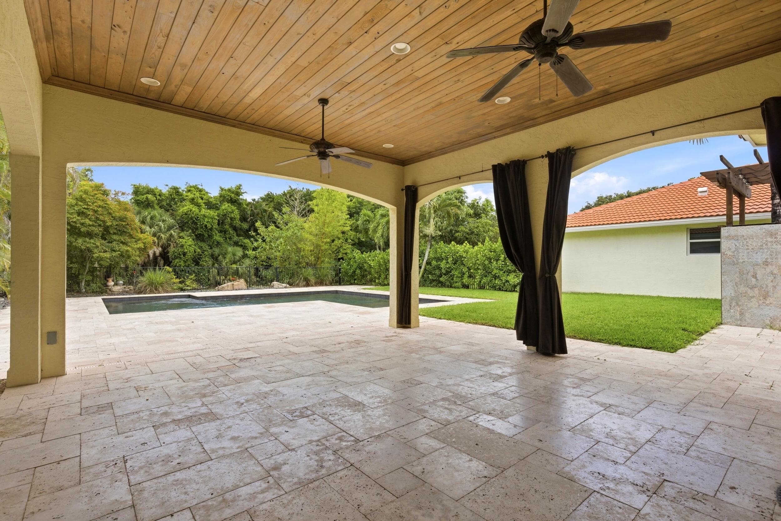 119 Hidden Hollow Drive, Palm Beach Gardens, FL 33418 — photo 18 of 48