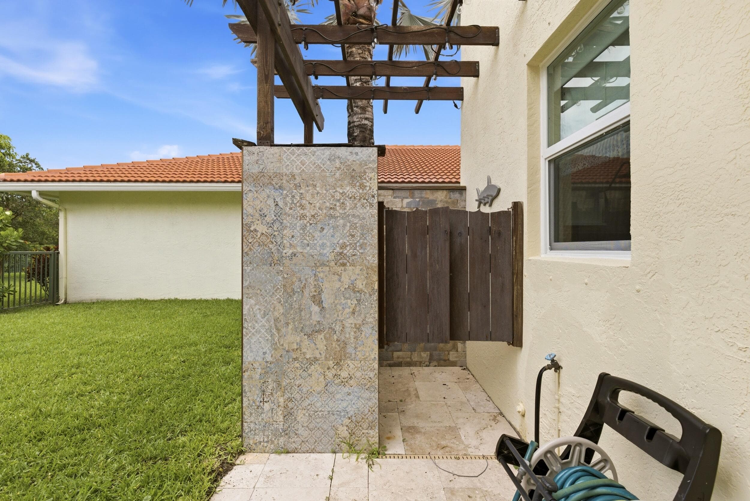 119 Hidden Hollow Drive, Palm Beach Gardens, FL 33418 — photo 27 of 48