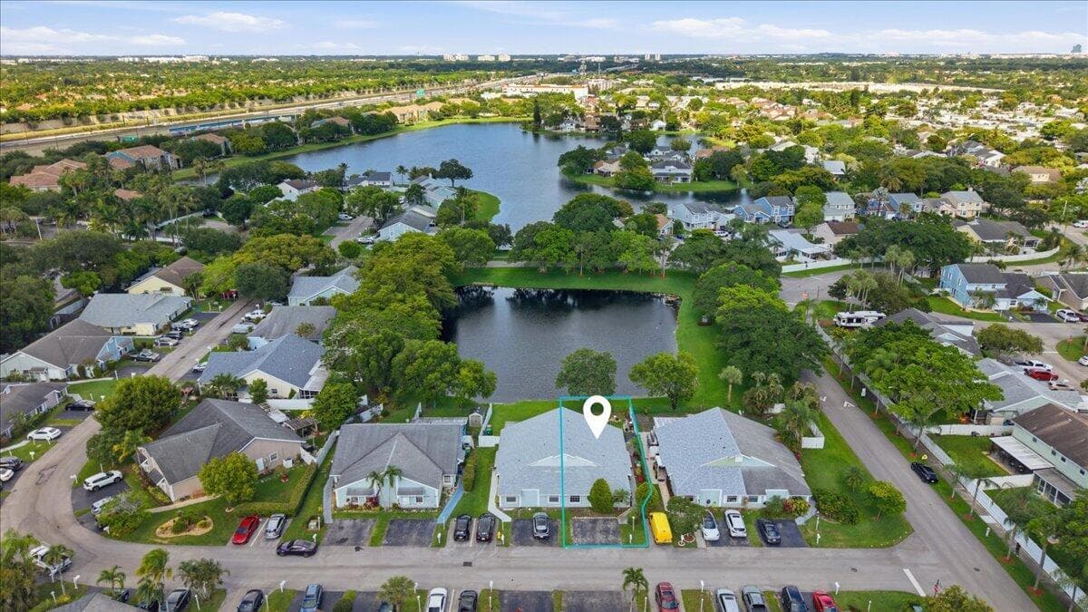 970 SW 111th Way, Davie, FL 33324 — photo 15 of 44
