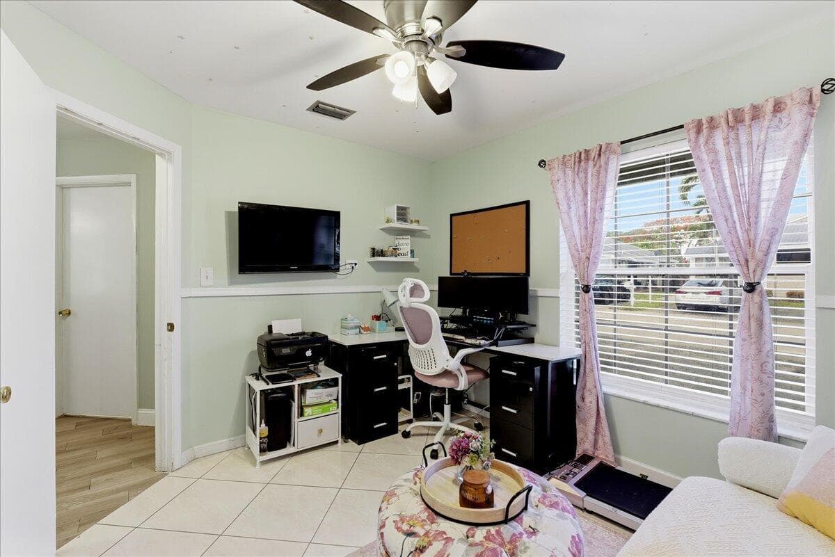 970 SW 111th Way, Davie, FL 33324 — photo 33 of 44