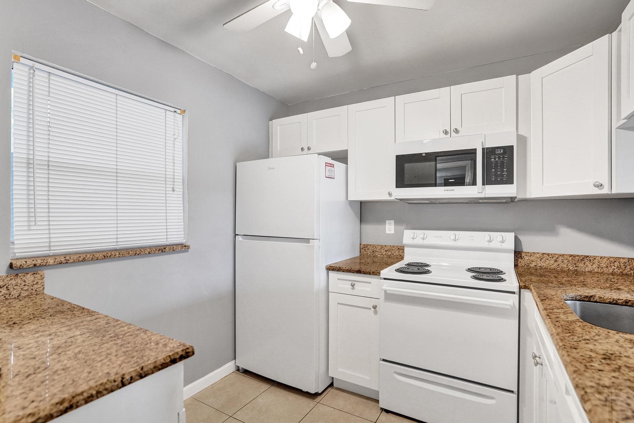 9460 Poinciana Place 101, Davie, FL 33324 — photo 5 of 47