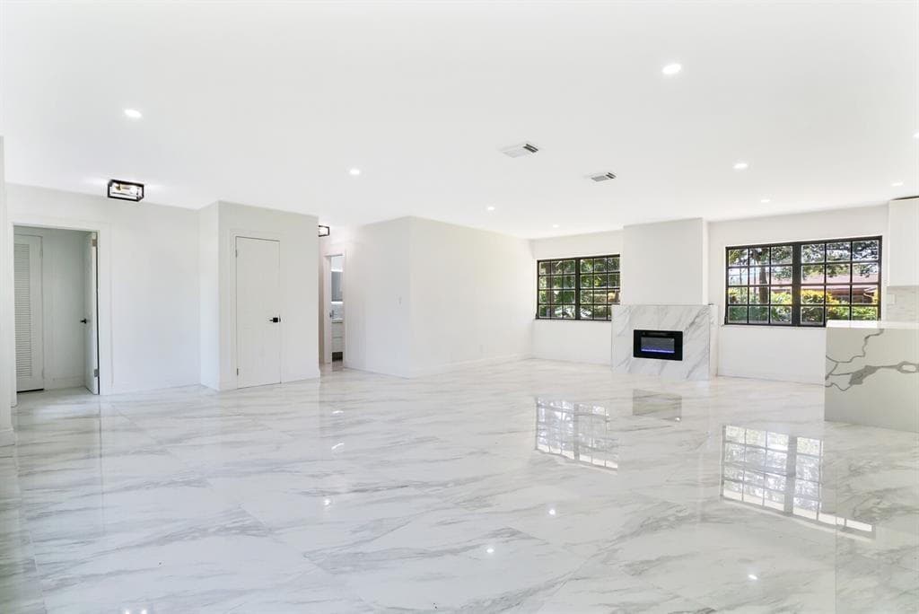 4190 SW 4th Street, Plantation, FL 33317 — photo 9 of 30