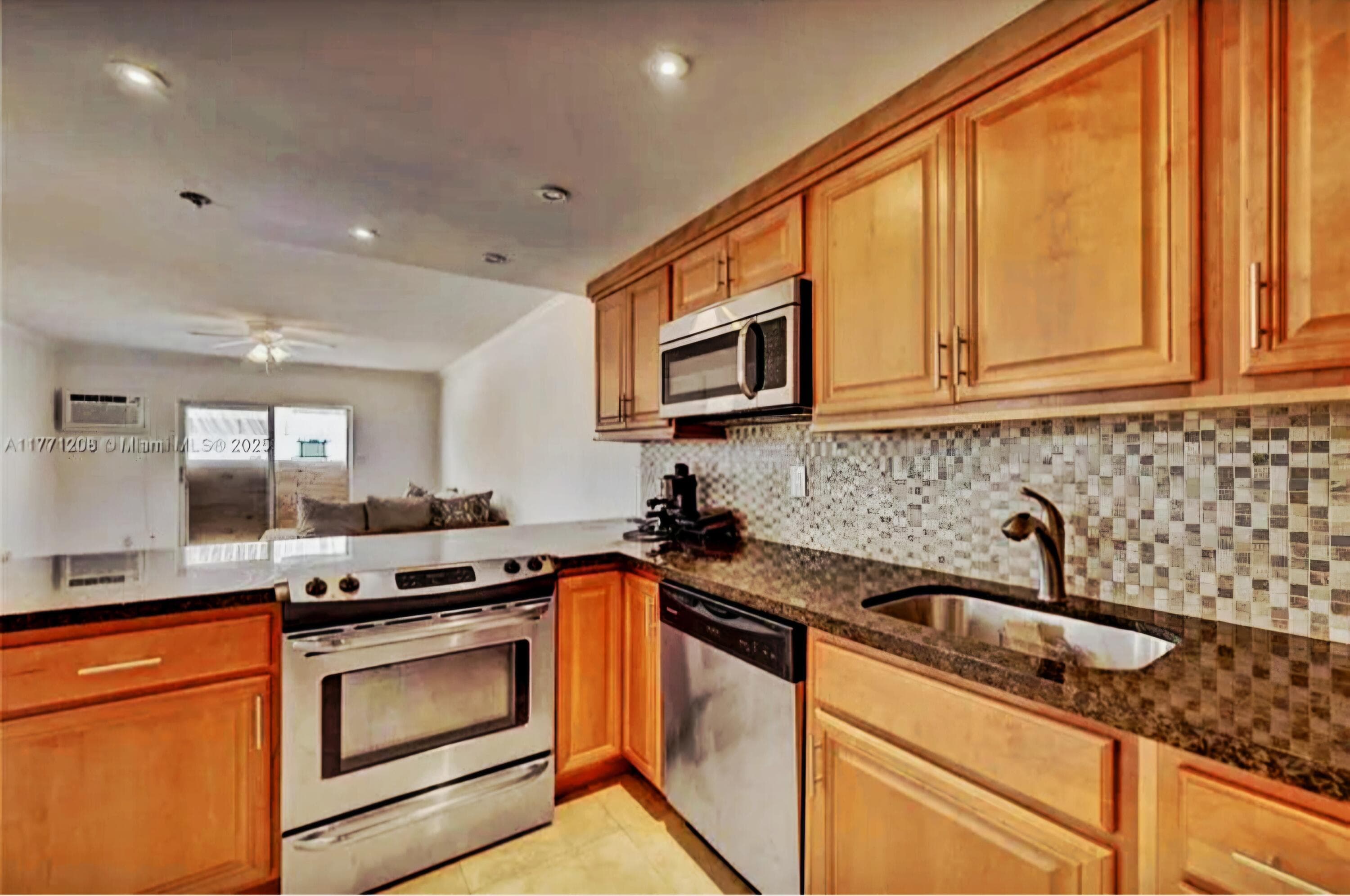 200 S Birch Road 208, Fort Lauderdale, FL 33316 — photo 10 of 22