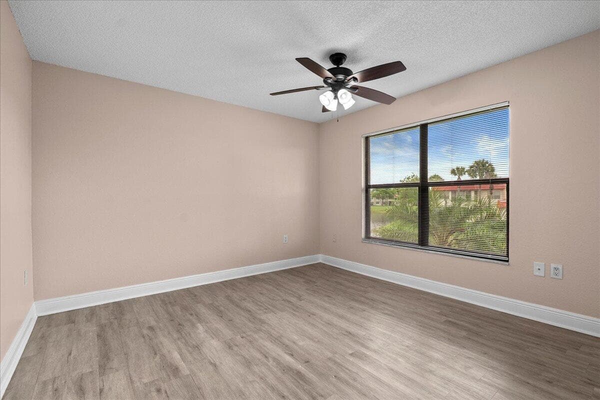 1524 Lake Crystal Drive F, Royal Palm Beach, FL 33411 — photo 10 of 20