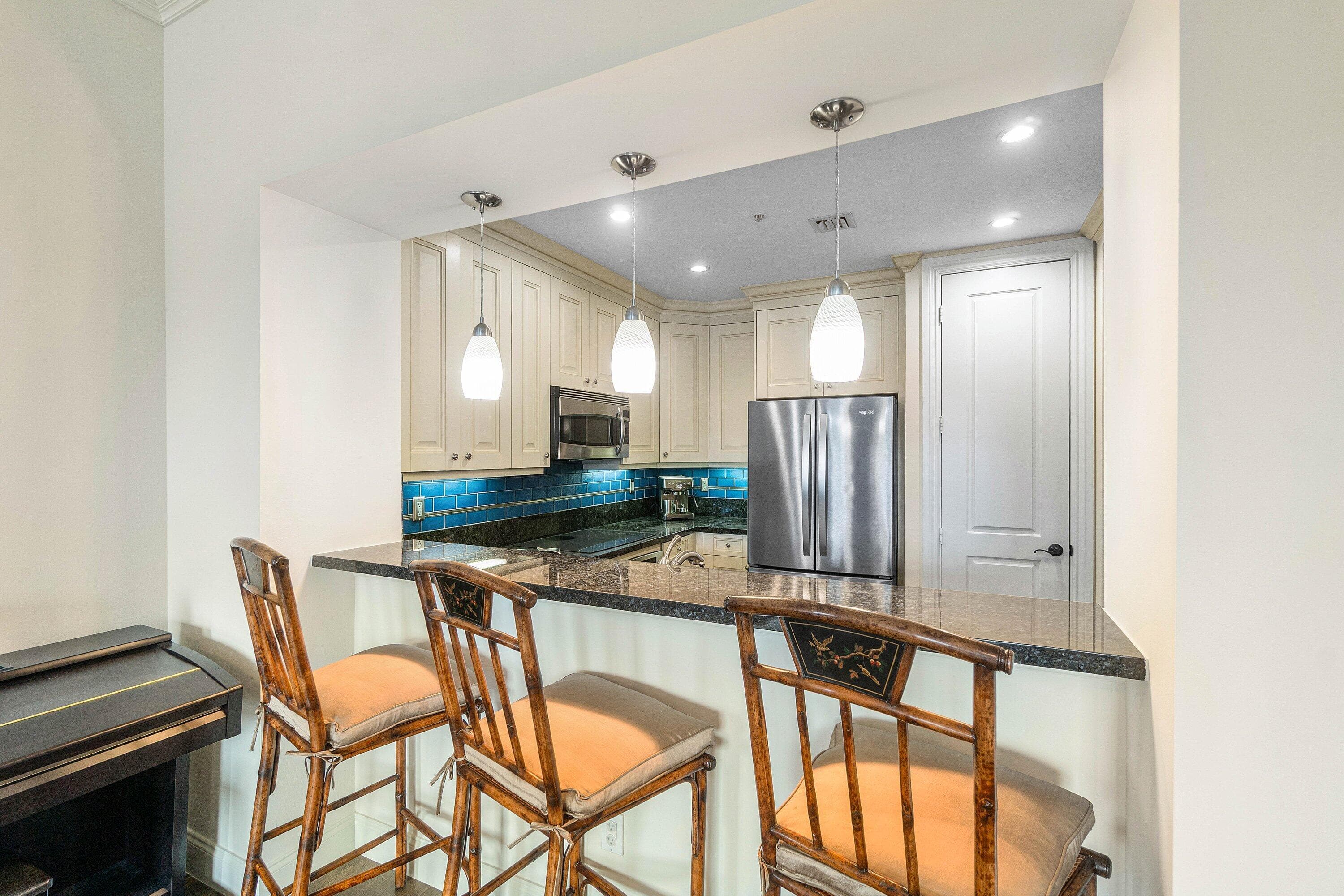 200 NE 2nd Avenue 302, Delray Beach, FL 33444 — photo 11 of 35