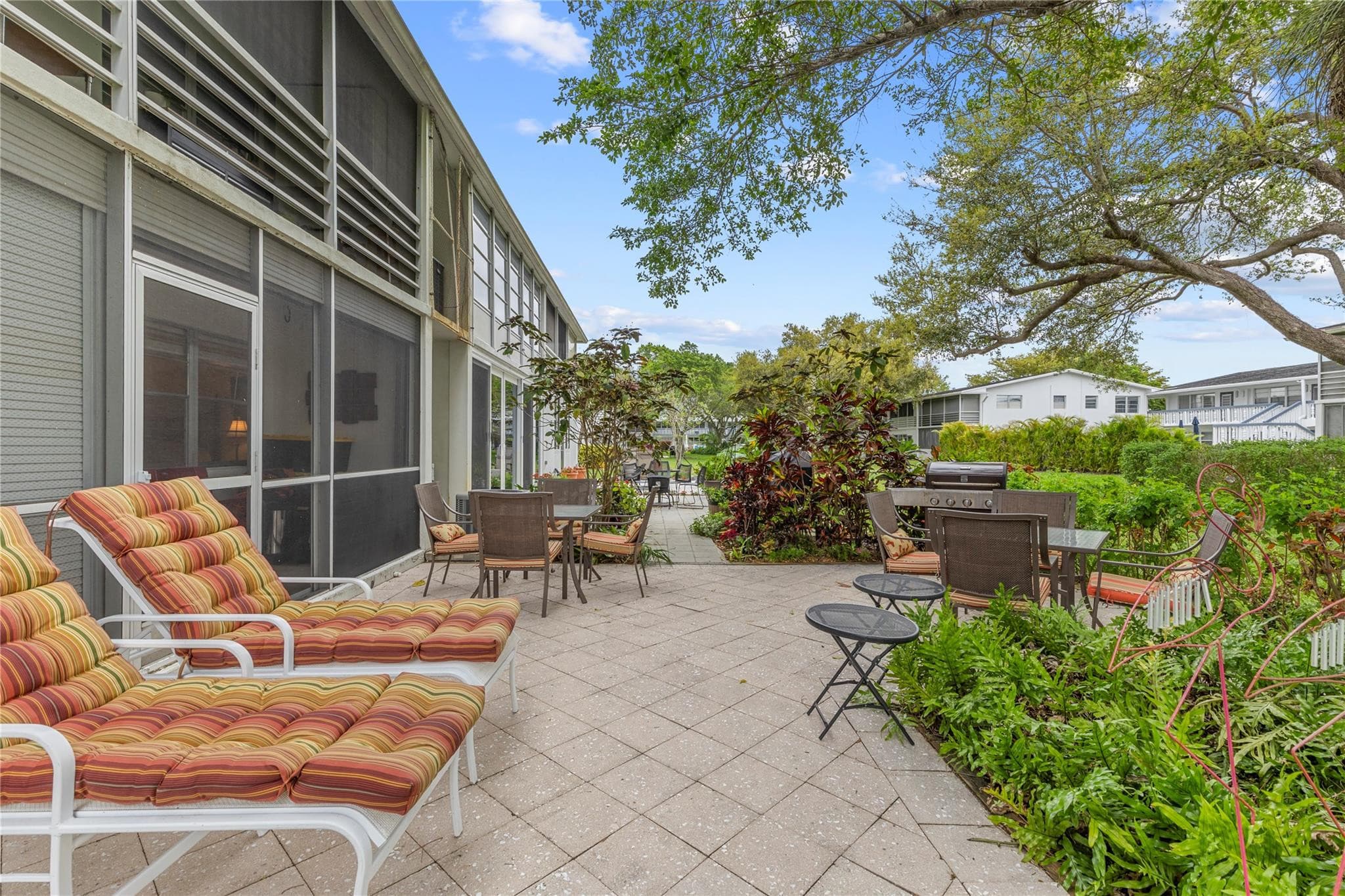 210 Oakridge N 210, Deerfield Beach, FL 33442 — photo 29 of 60