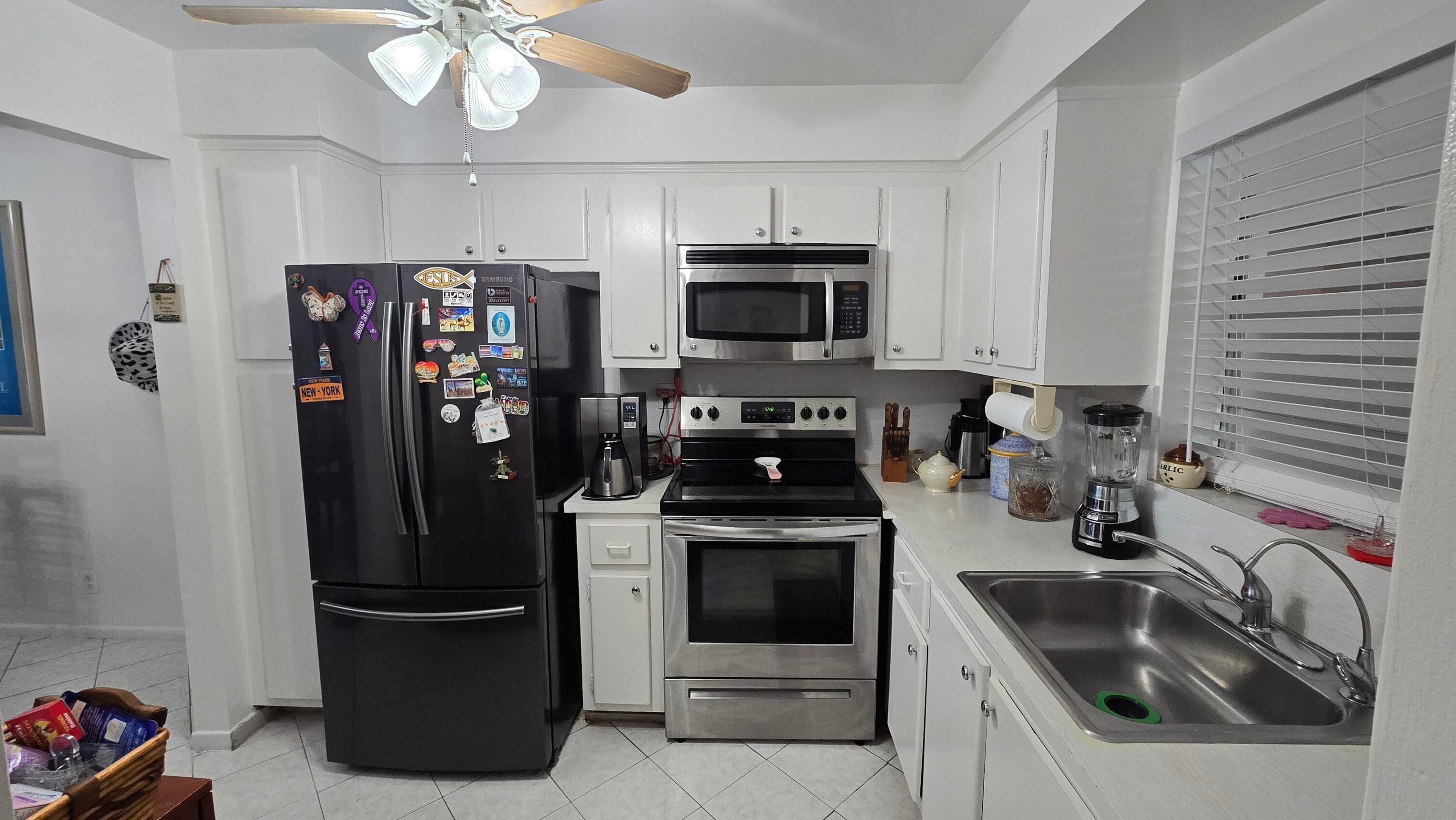 1200 Tallwood Avenue 305, Hollywood, FL 33021 — photo 1 of 29