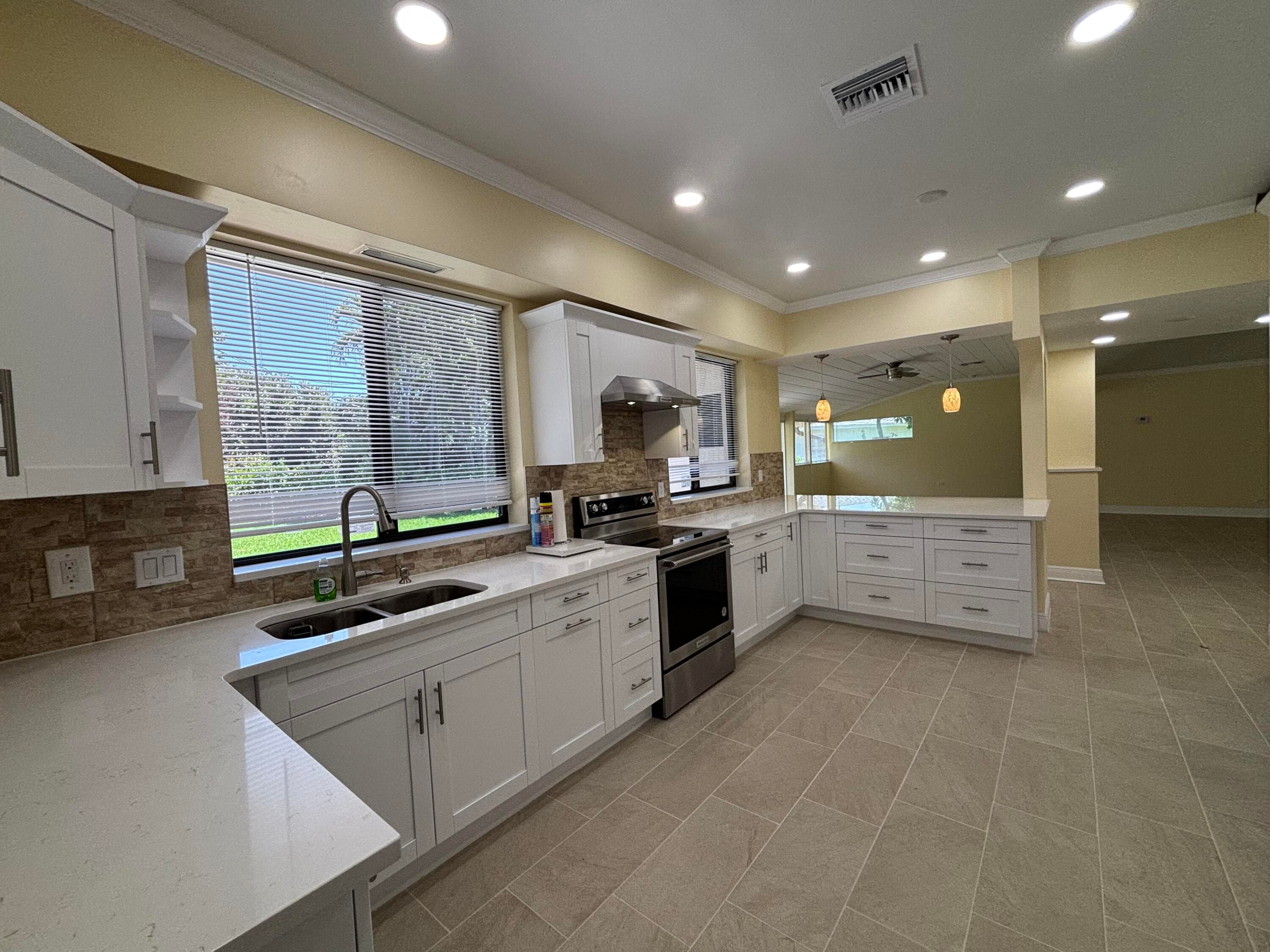 135 E Ilex Drive, Lake Park, FL 33403 — photo 8 of 22