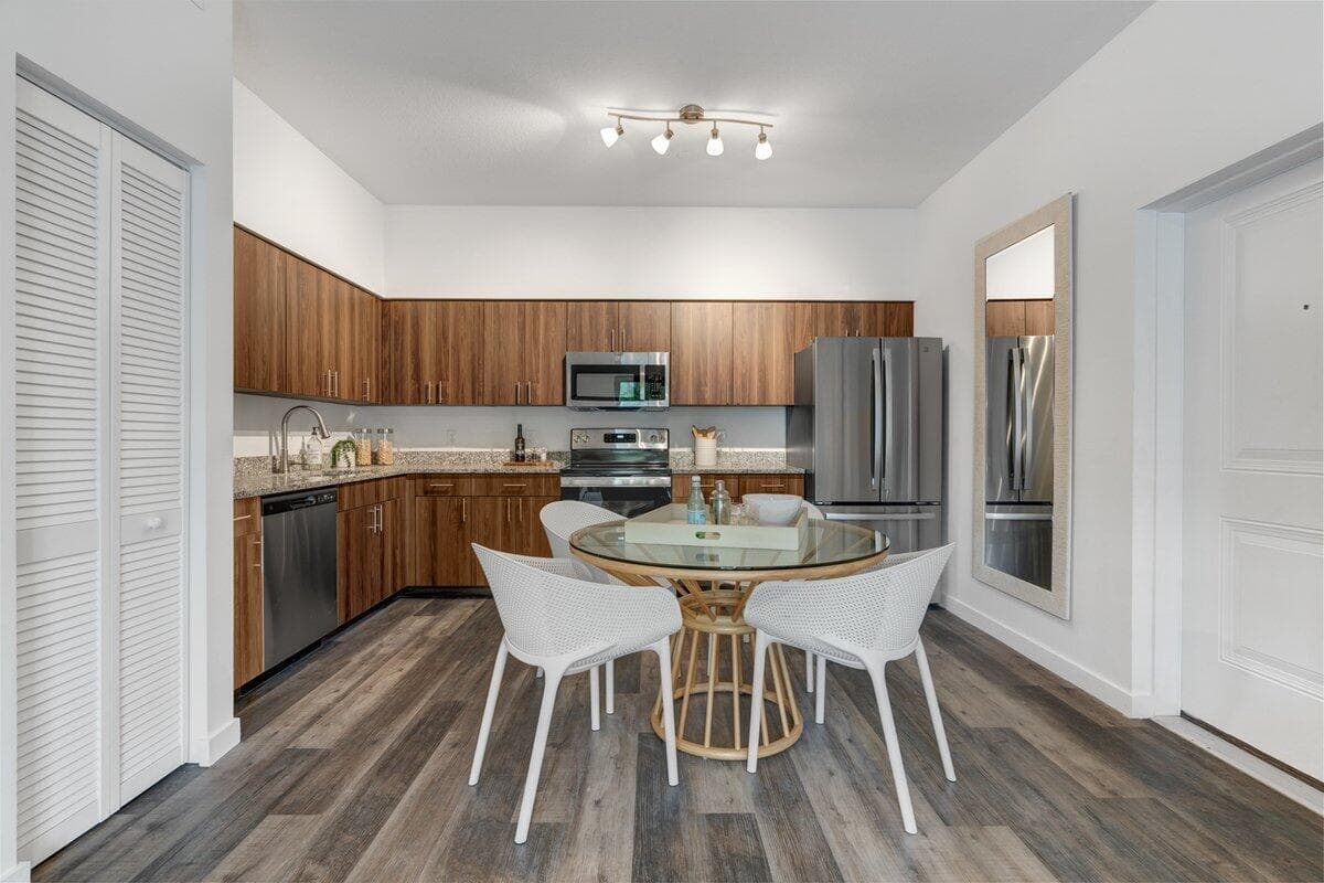 4260 Lakewood Road Unit 302, Lake Worth Beach, FL 33461 — photo 6 of 20