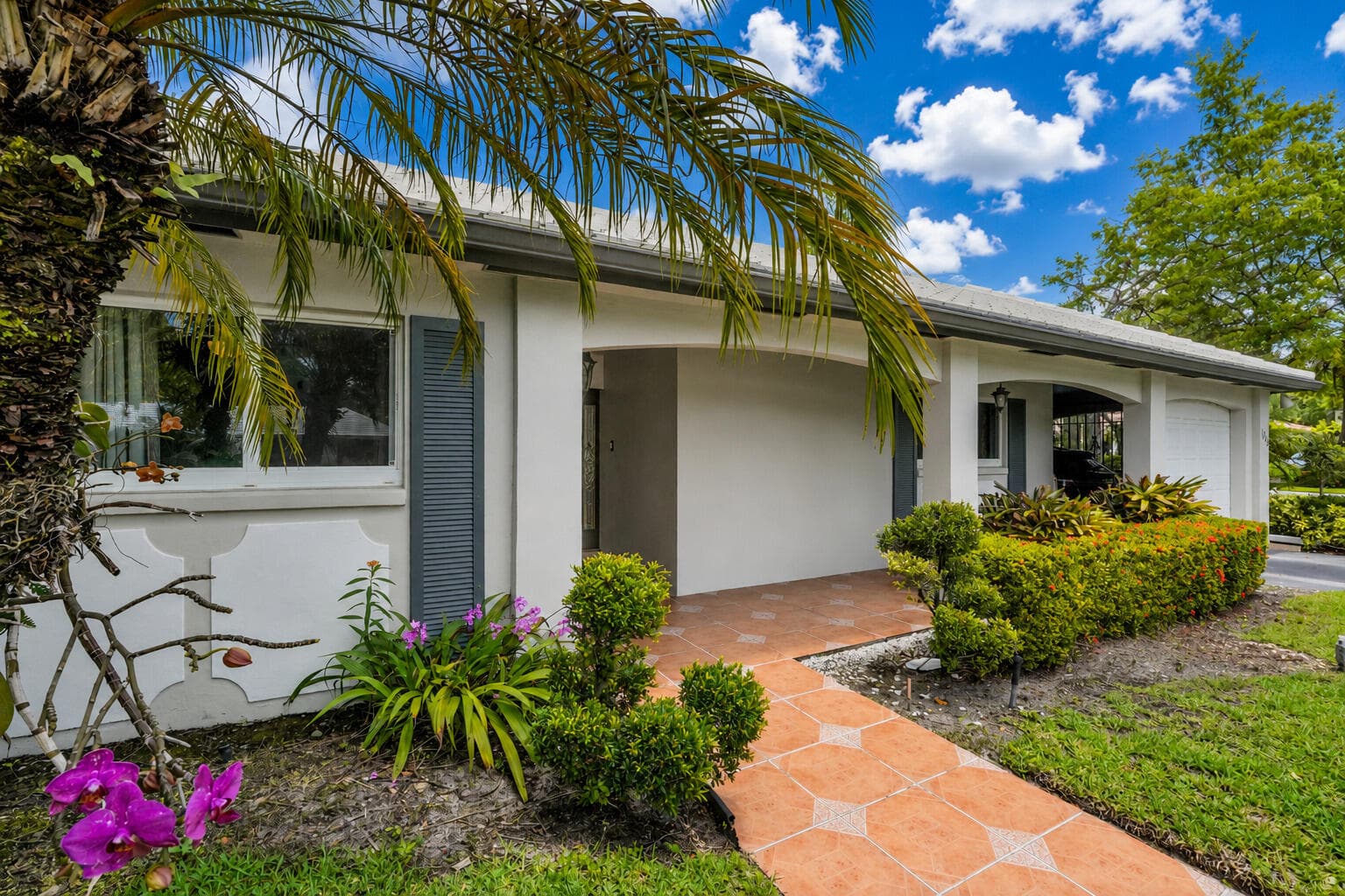 1019 E Cypress Drive, Pompano Beach, FL 33069 — photo 4 of 69
