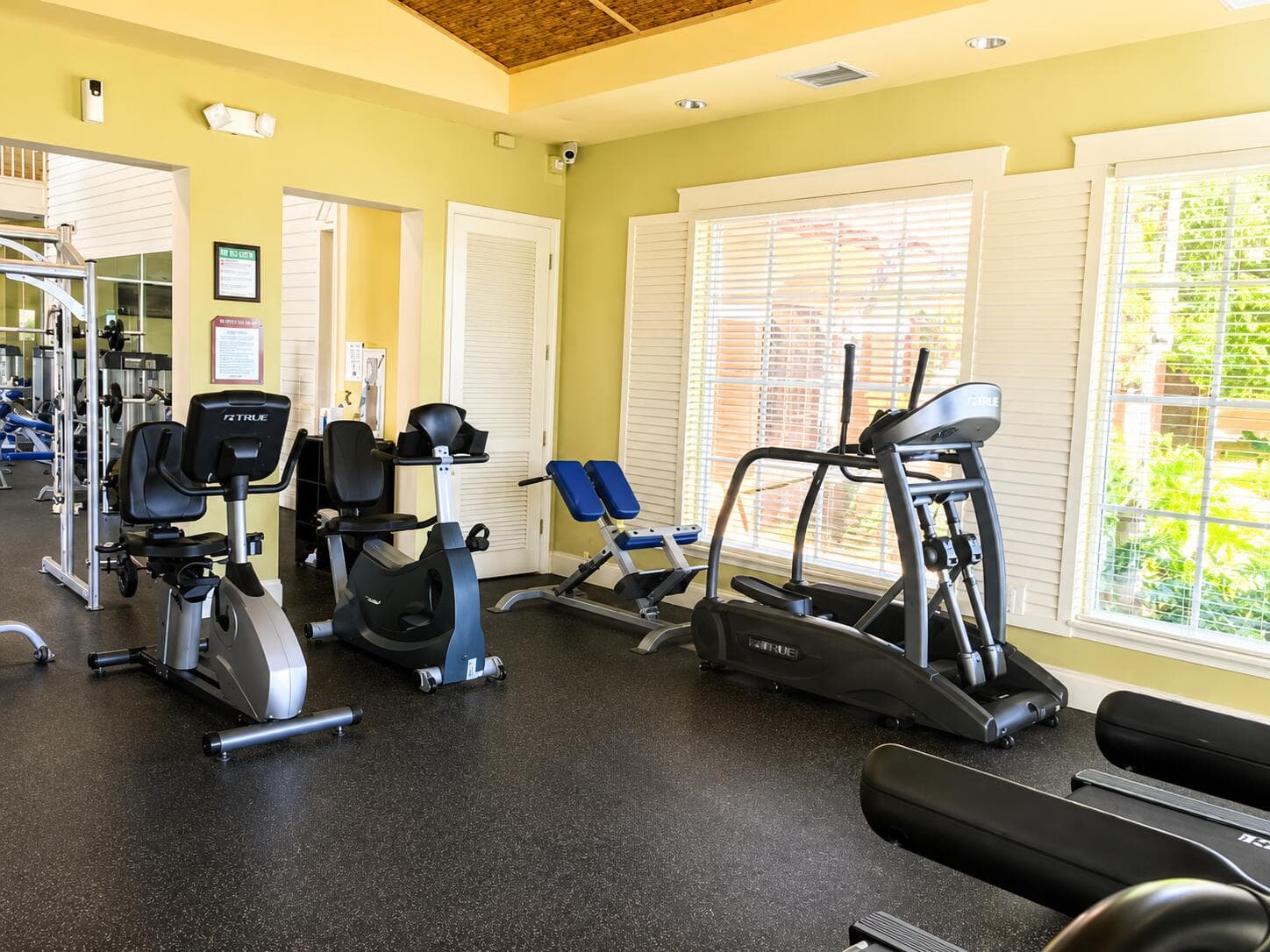 117 Yacht Club Way 307, Hypoluxo, FL 33462 — photo 10 of 21