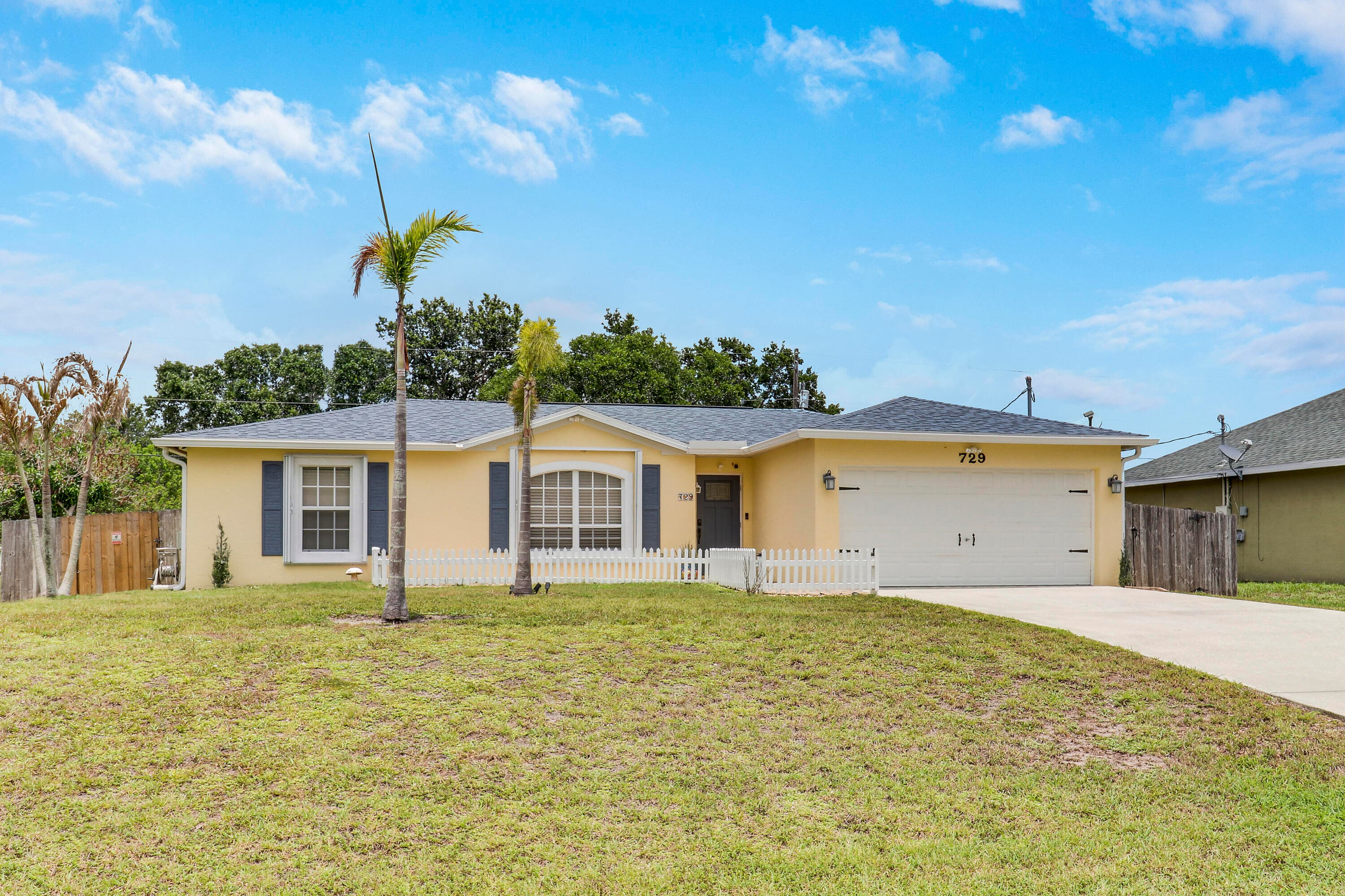 729 SW Saragossa Avenue, FL 34953 — photo 2 of 25