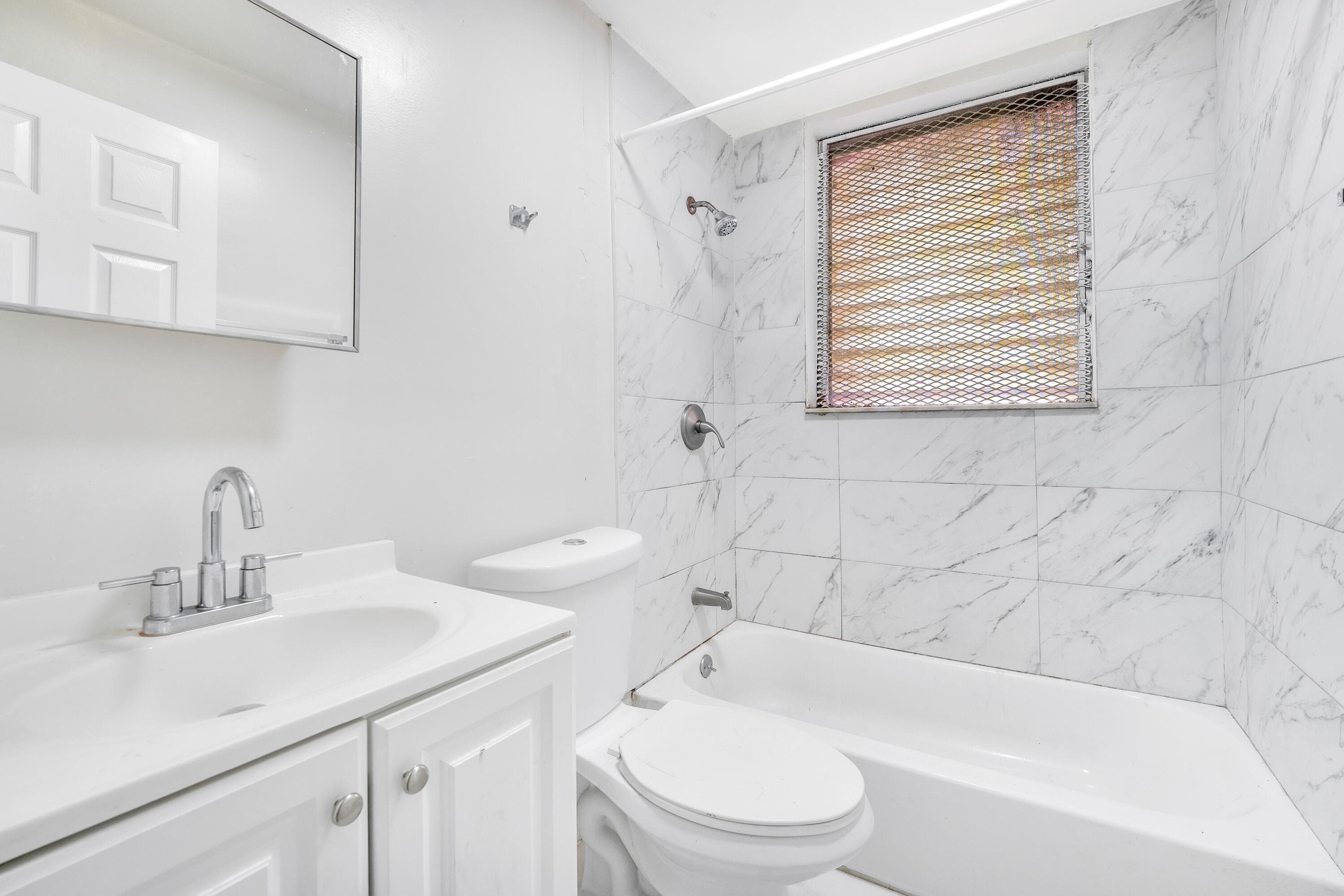 1554 SW 5th Street 11c, Miami, FL 33135 — photo 6 of 11