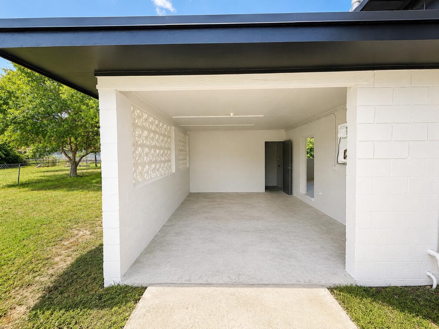 1606 N 14th Street, Fort Pierce, FL 34950 — photo 4 of 17