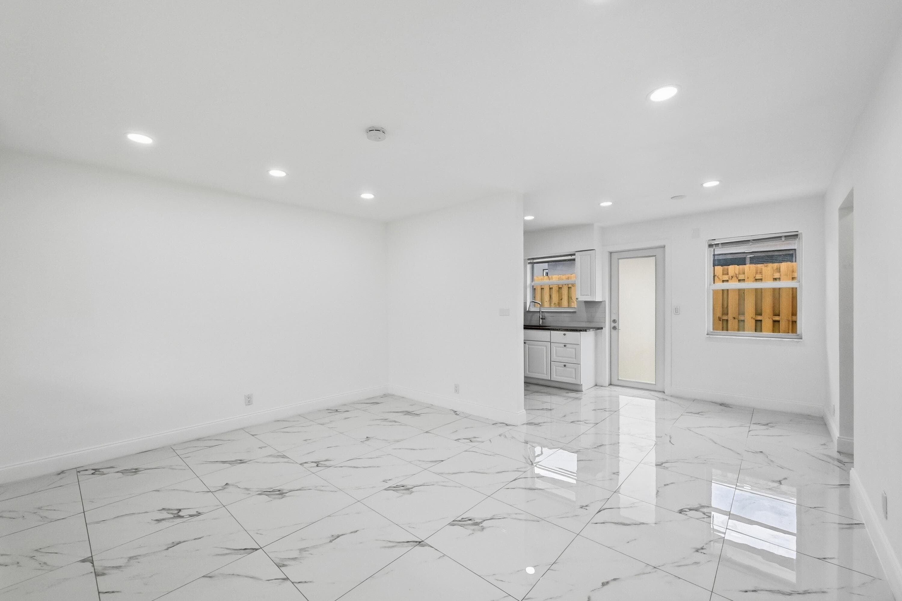 2308 NW 3rd Avenue Unit 2, Wilton Manors, FL 33311 — photo 3 of 12